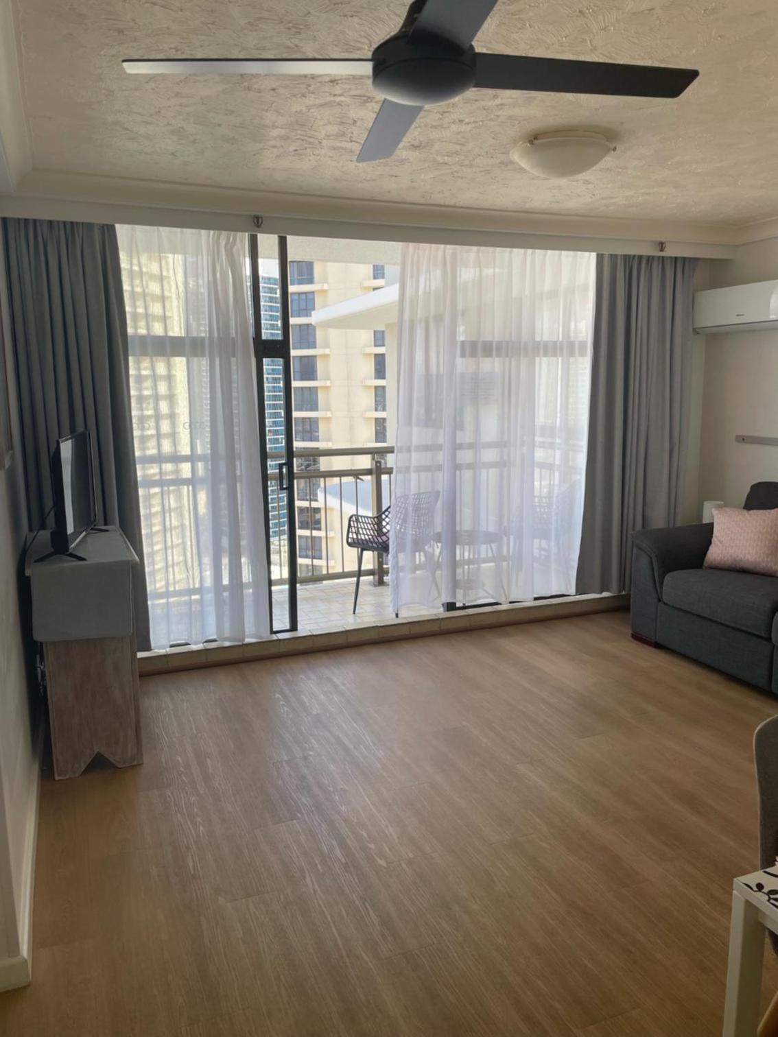 Surfers Paradise 1Bdrm Apt centrally located