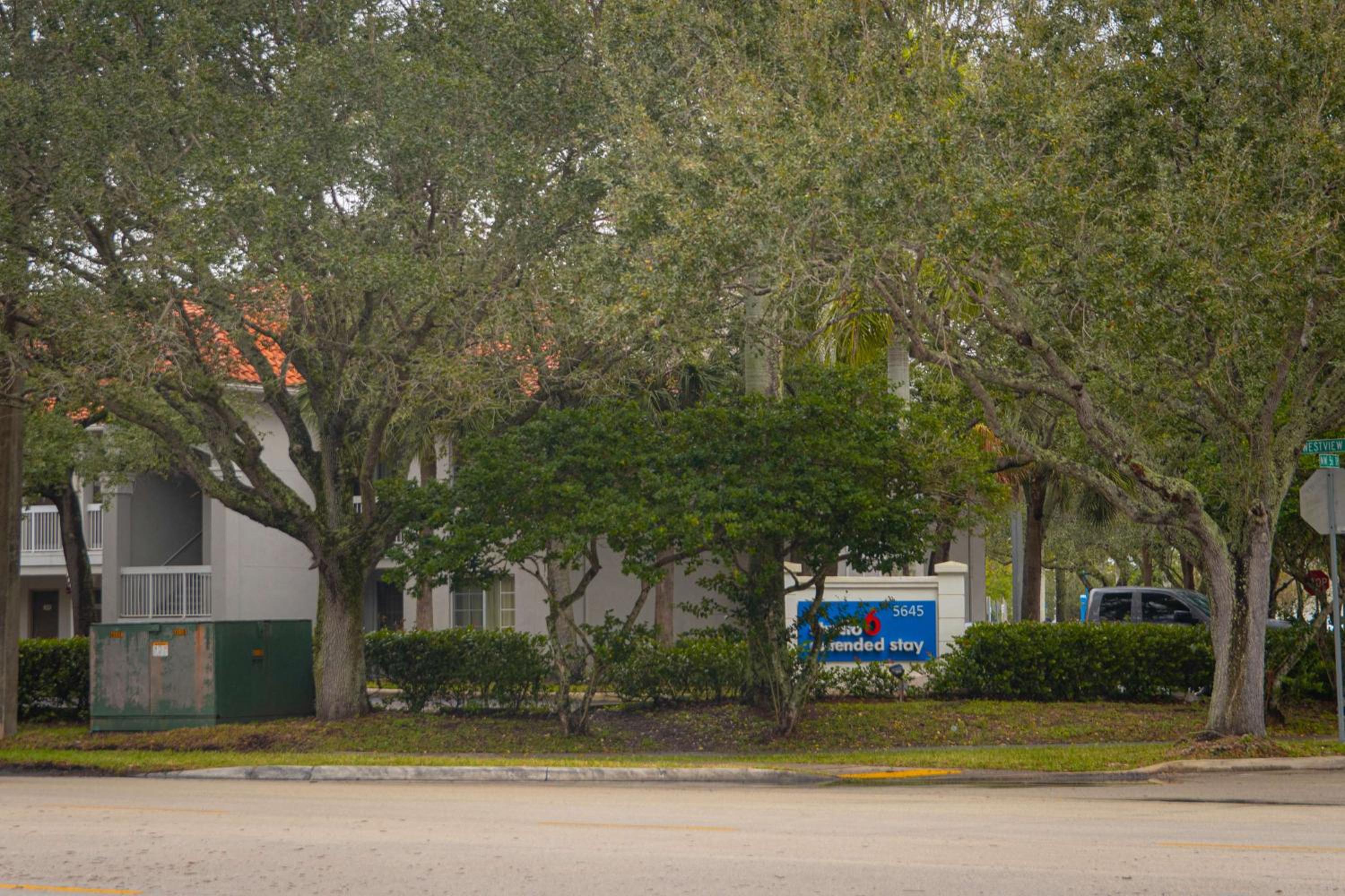 Hotel Studio 6-Coral Springs, FL - Fort Lauderdale - Image 1