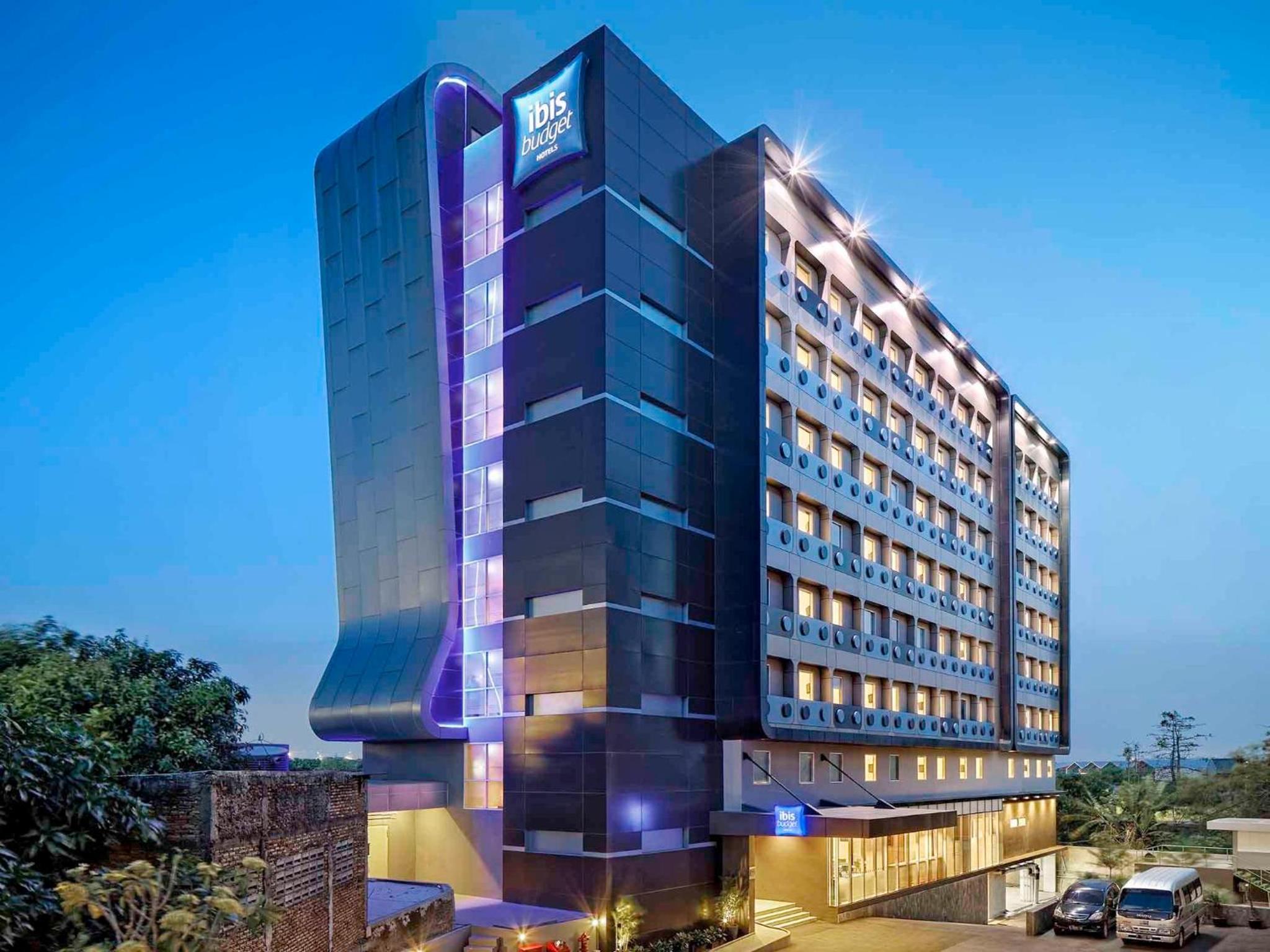 Hotel Ibis Budget Jakarta Airport - Image 1