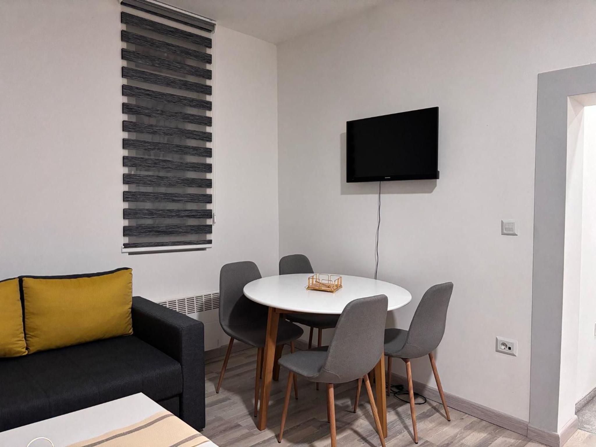 Apartment Grey Deluxe