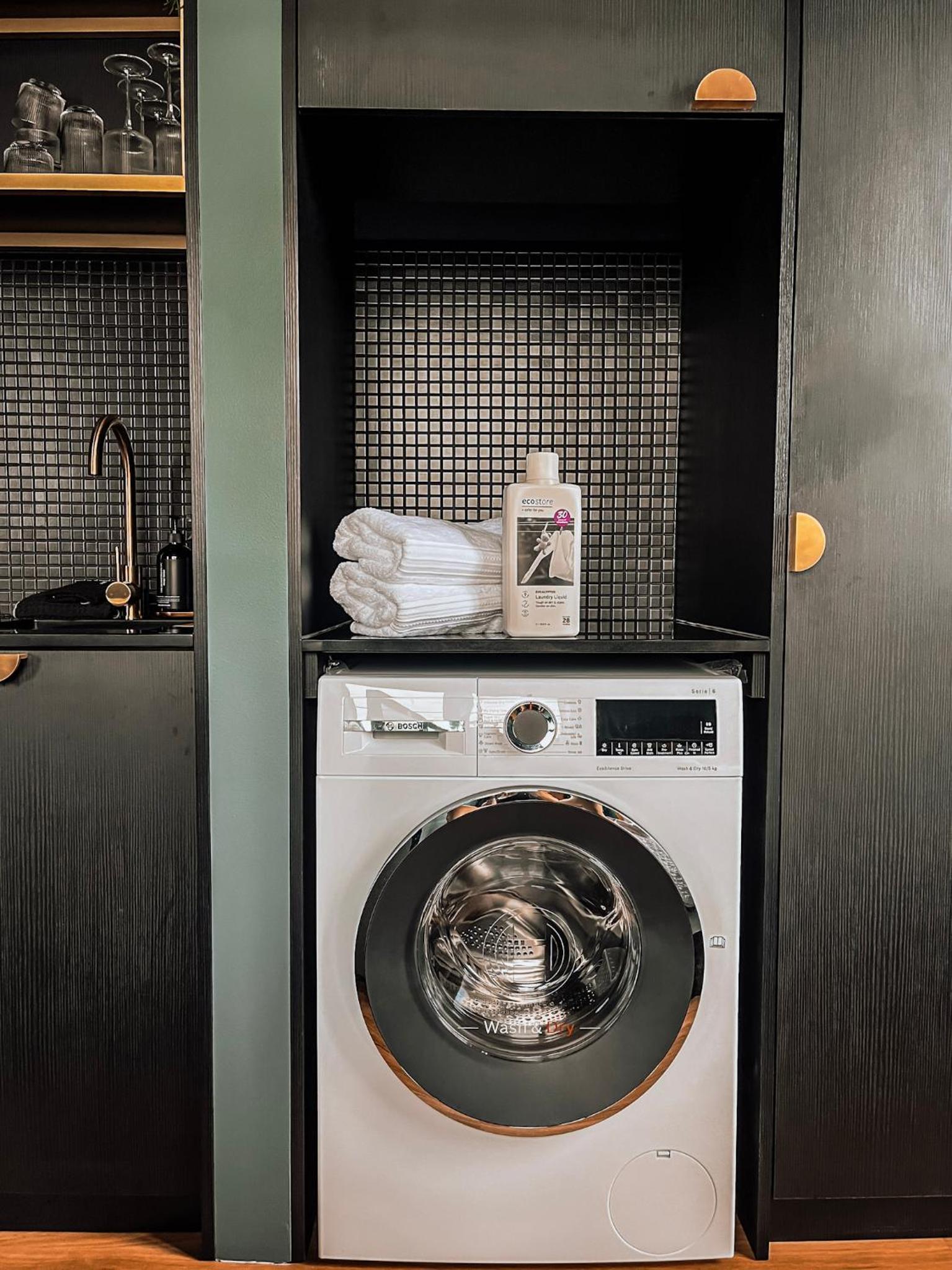 Green Rooms Braddon - Designer Micro Apartments