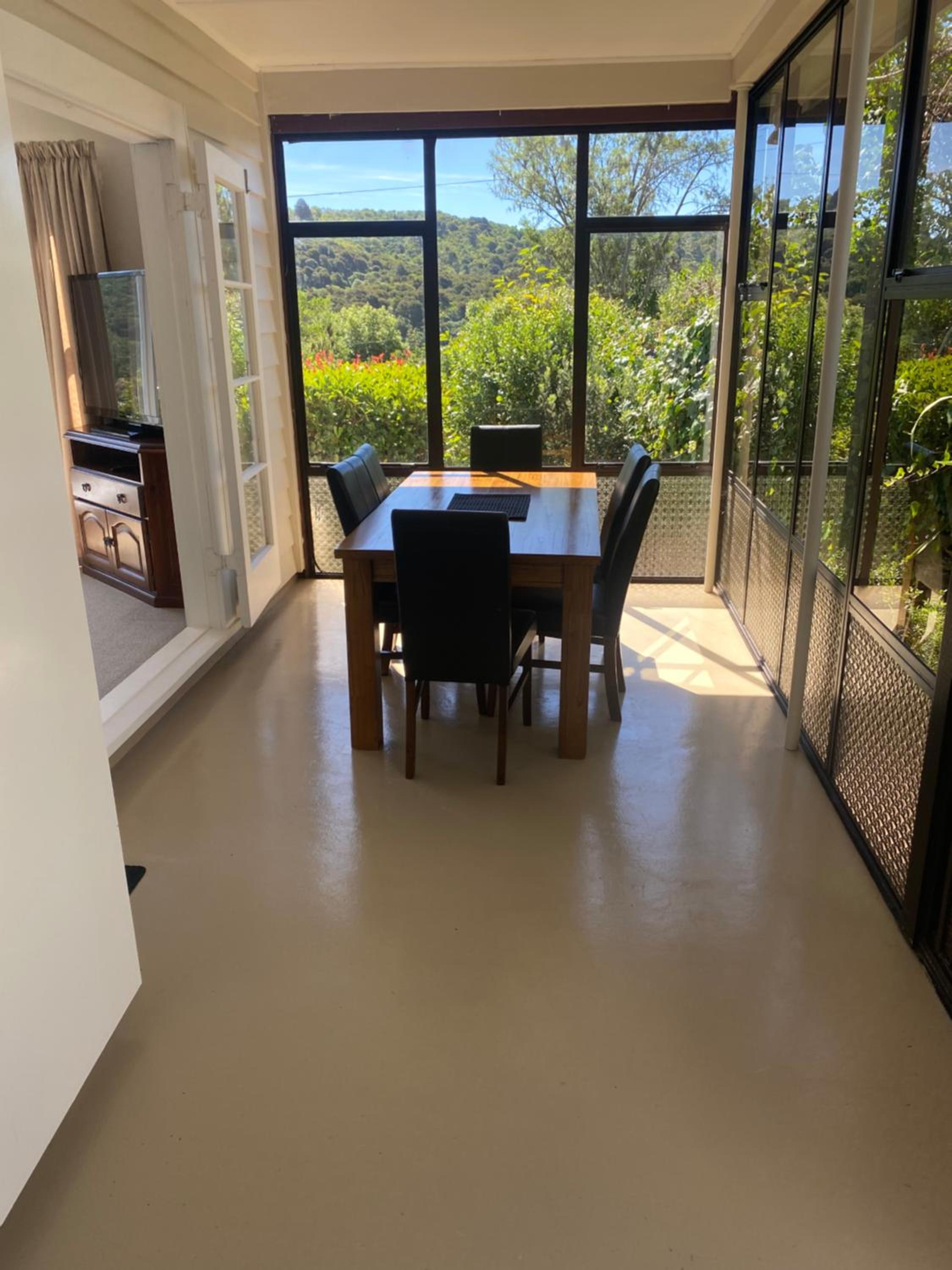 Family friendly 4 bedroom home with outdoor living
