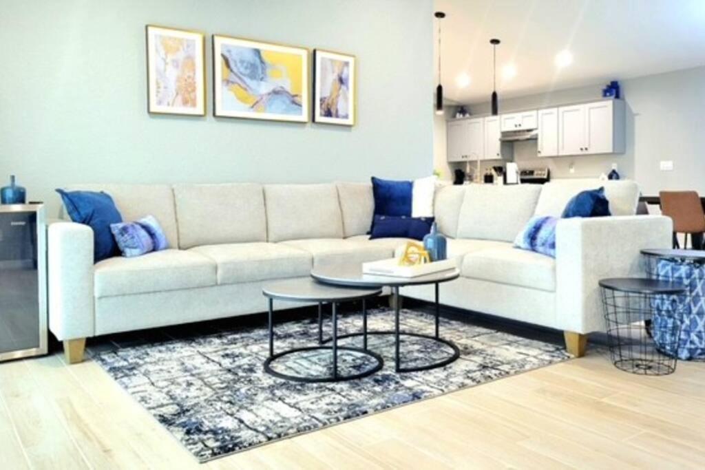 Modern, Tranquil Retreat view 3