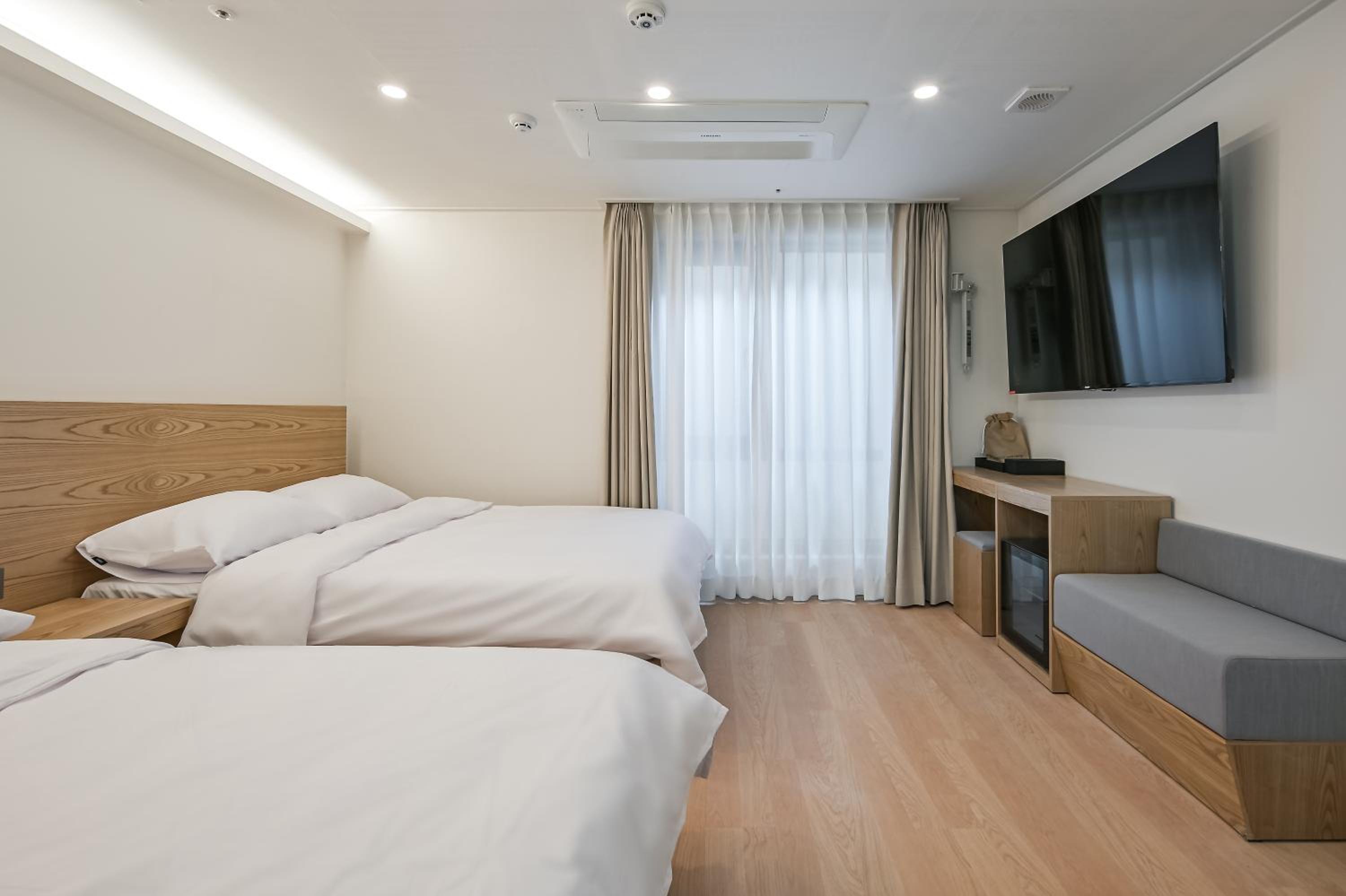 Seoul N Hostel 동대문東大門