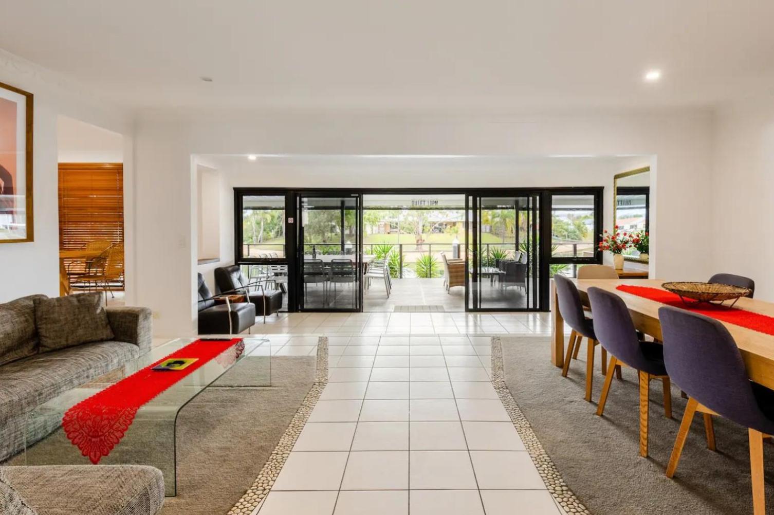 Reflections Broadbeach- Heated Pool! Complete Waterfront Entertainer with Huge Deck, Pool Table and Pontoon