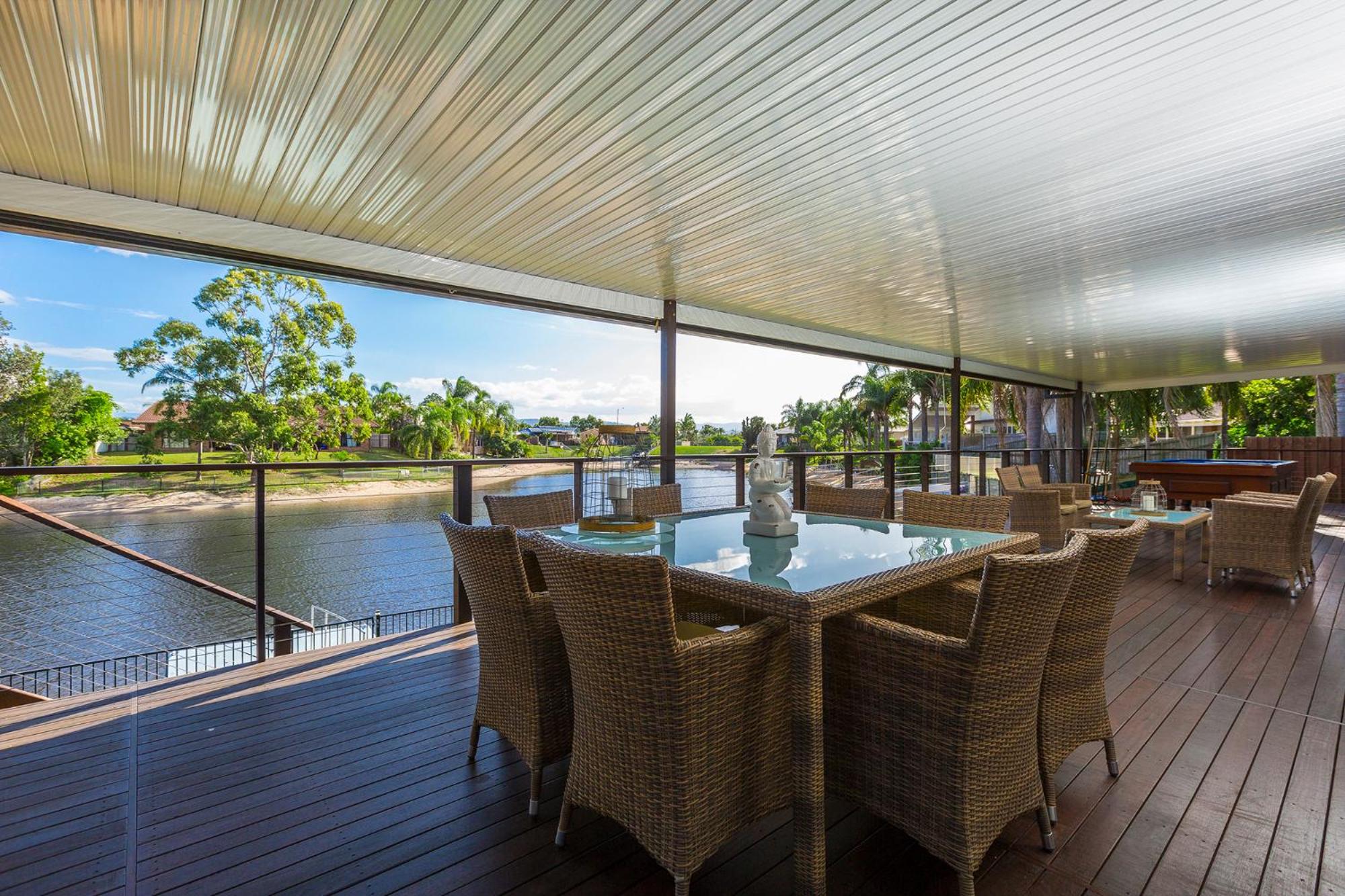 Reflections Broadbeach- Heated Pool! Complete Waterfront Entertainer with Huge Deck, Pool Table and Pontoon