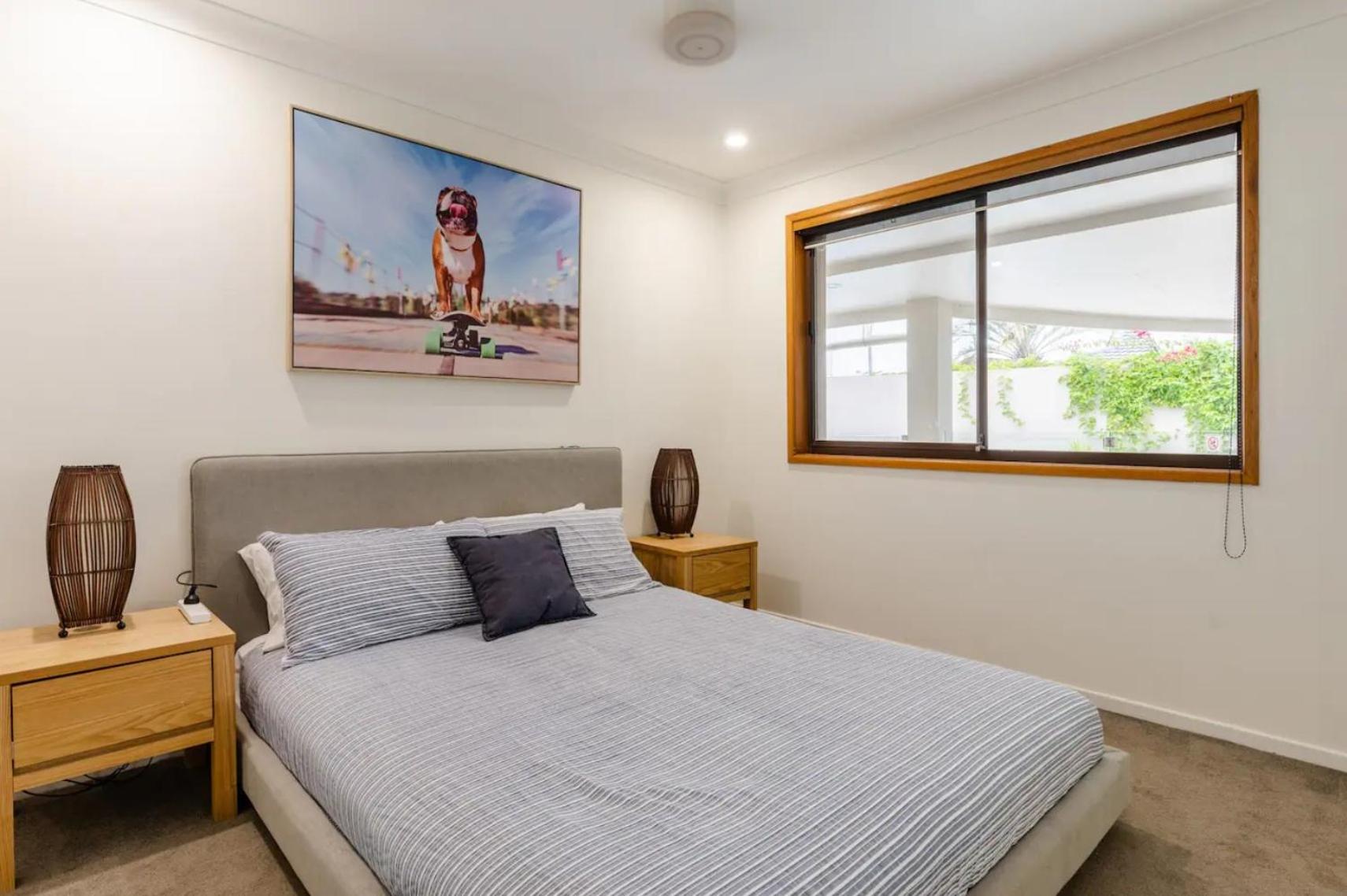 Reflections Broadbeach- Heated Pool! Complete Waterfront Entertainer with Huge Deck, Pool Table and Pontoon