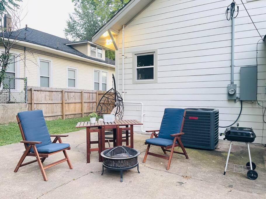 Chic Crosstown Bungalow with large fenced backyard view 3