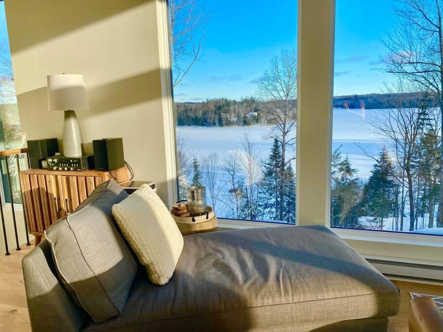 Luxurious Panoramic View Beach Lake SPA Gaming