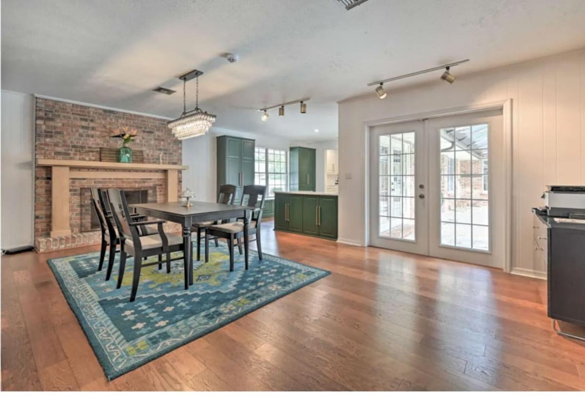 Tampa Vacations - Jade Jewel - Well-Appointed Tampa Home 4 Mi to USF Campus and Busch Gardens - Property Image 1