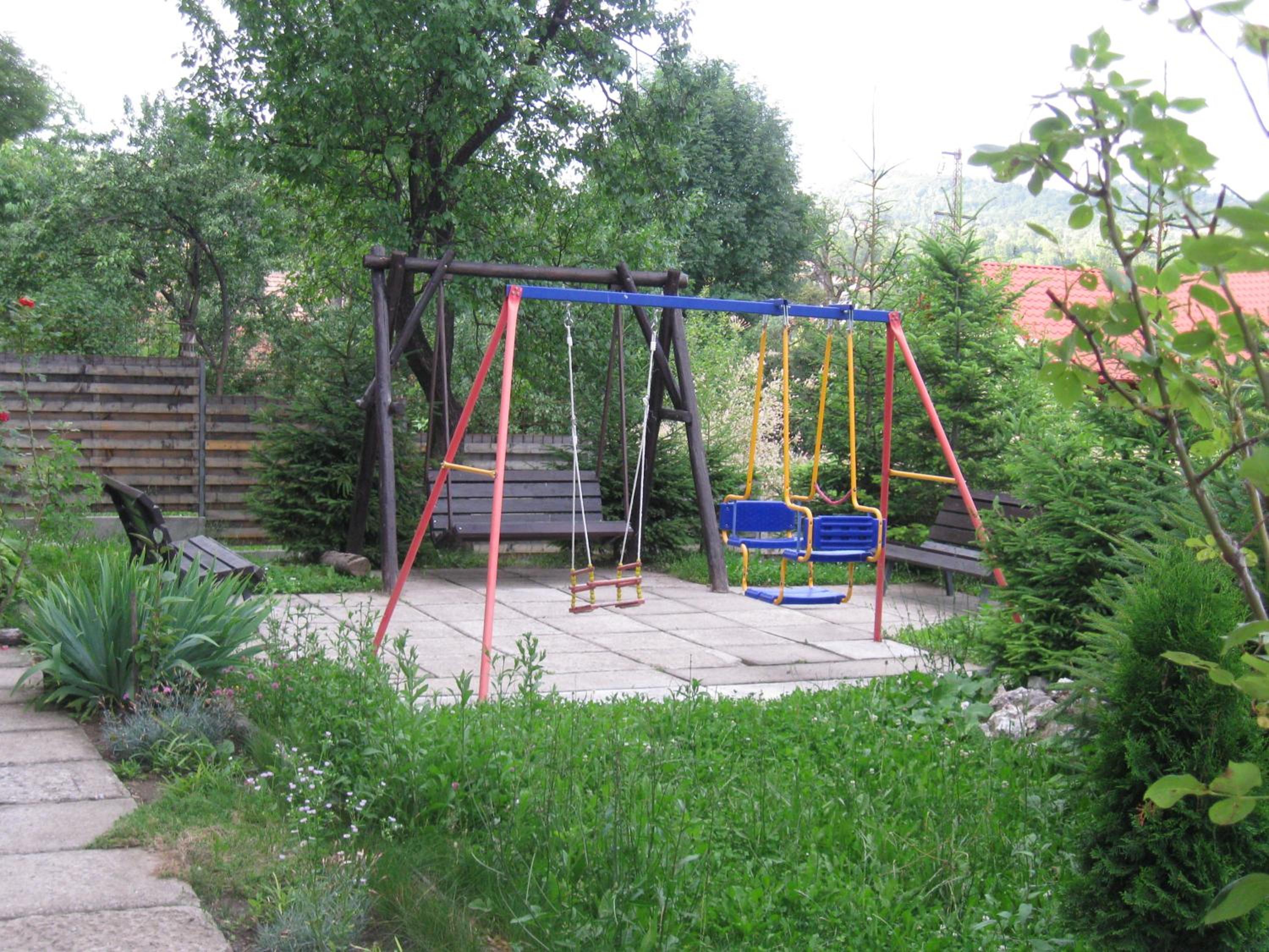 Photo 33