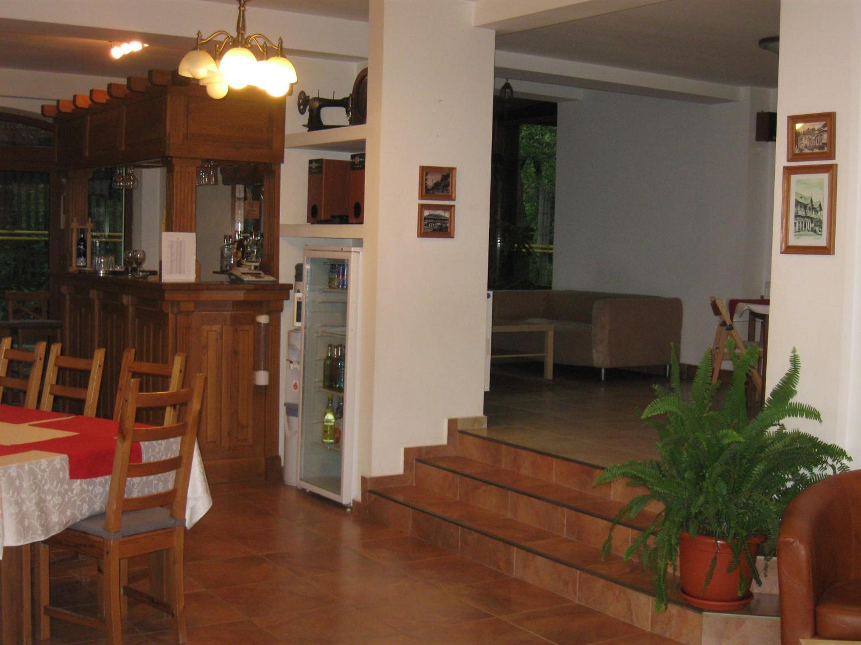 Photo 36