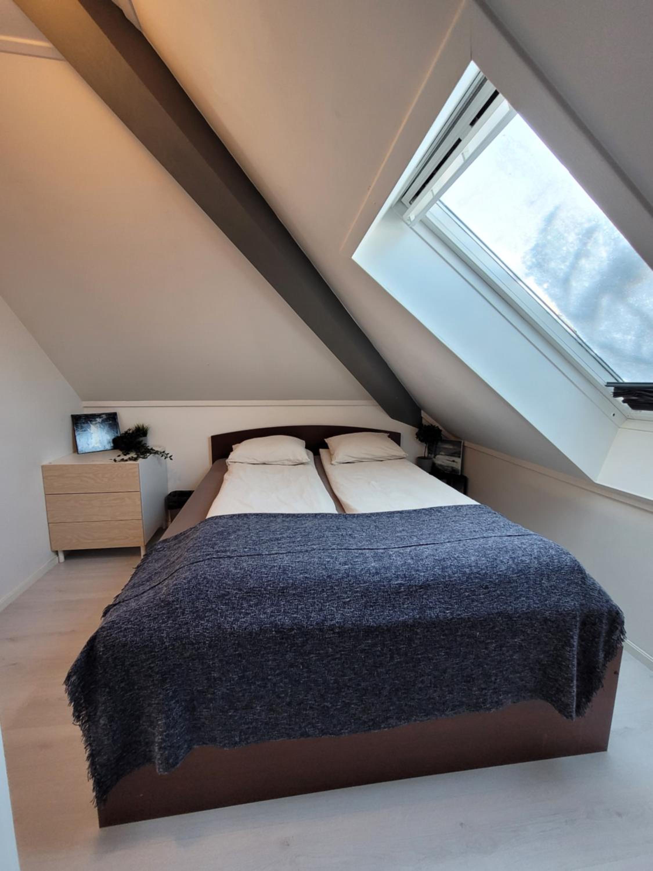 Cozy 2bdr apt. 3 min walk to Solsiden view 3