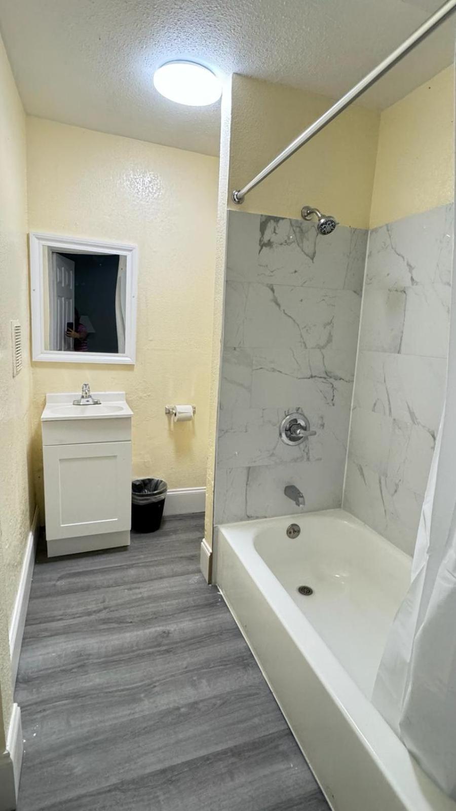 Budget Inn Express