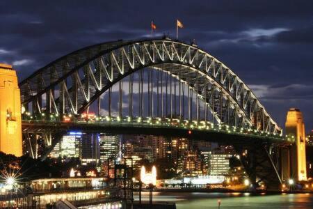 A Comfy Studio for 5 Next to Darling Harbour