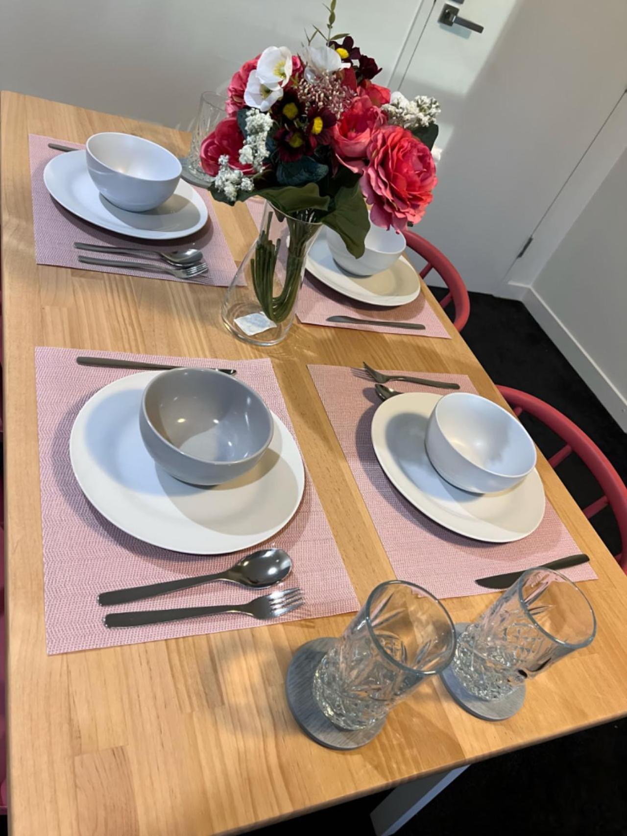 Luxury Premium 568 Collins St