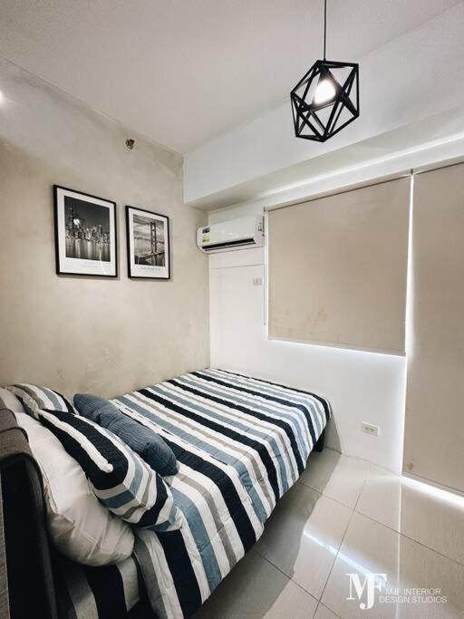 Field Residences - Reina Suites view 5