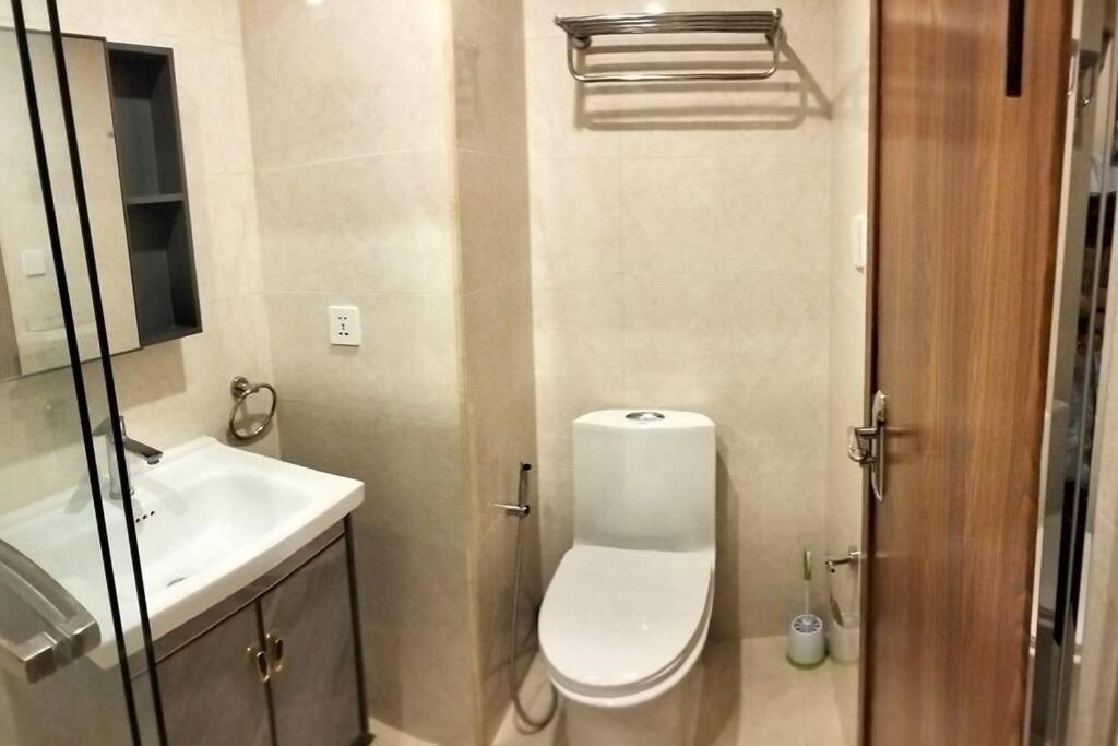 Sunrise Suite, Megatower, 2br suite for up to 6pax view 5