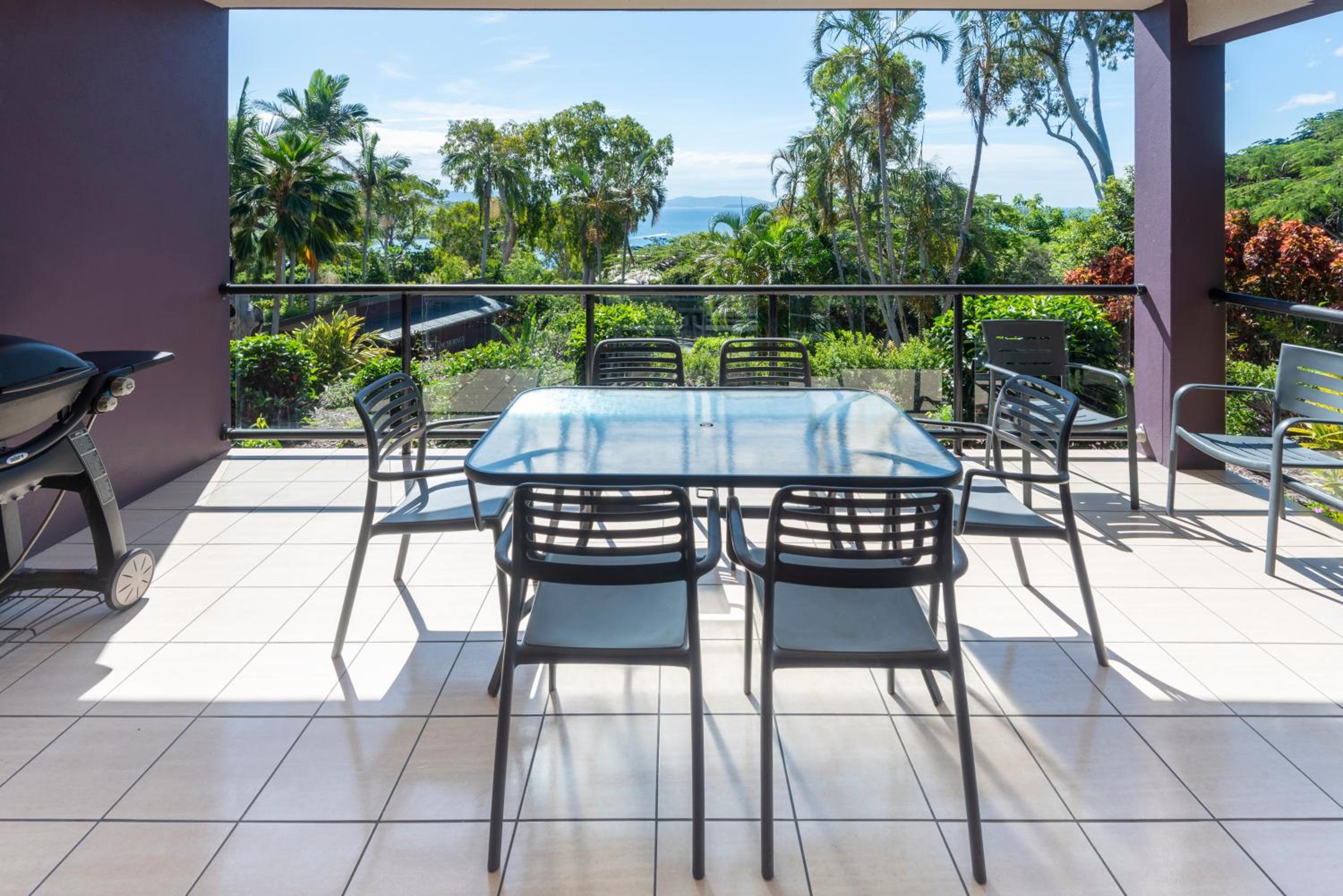 Anchorage Apartments on Hamilton Island by HIHA