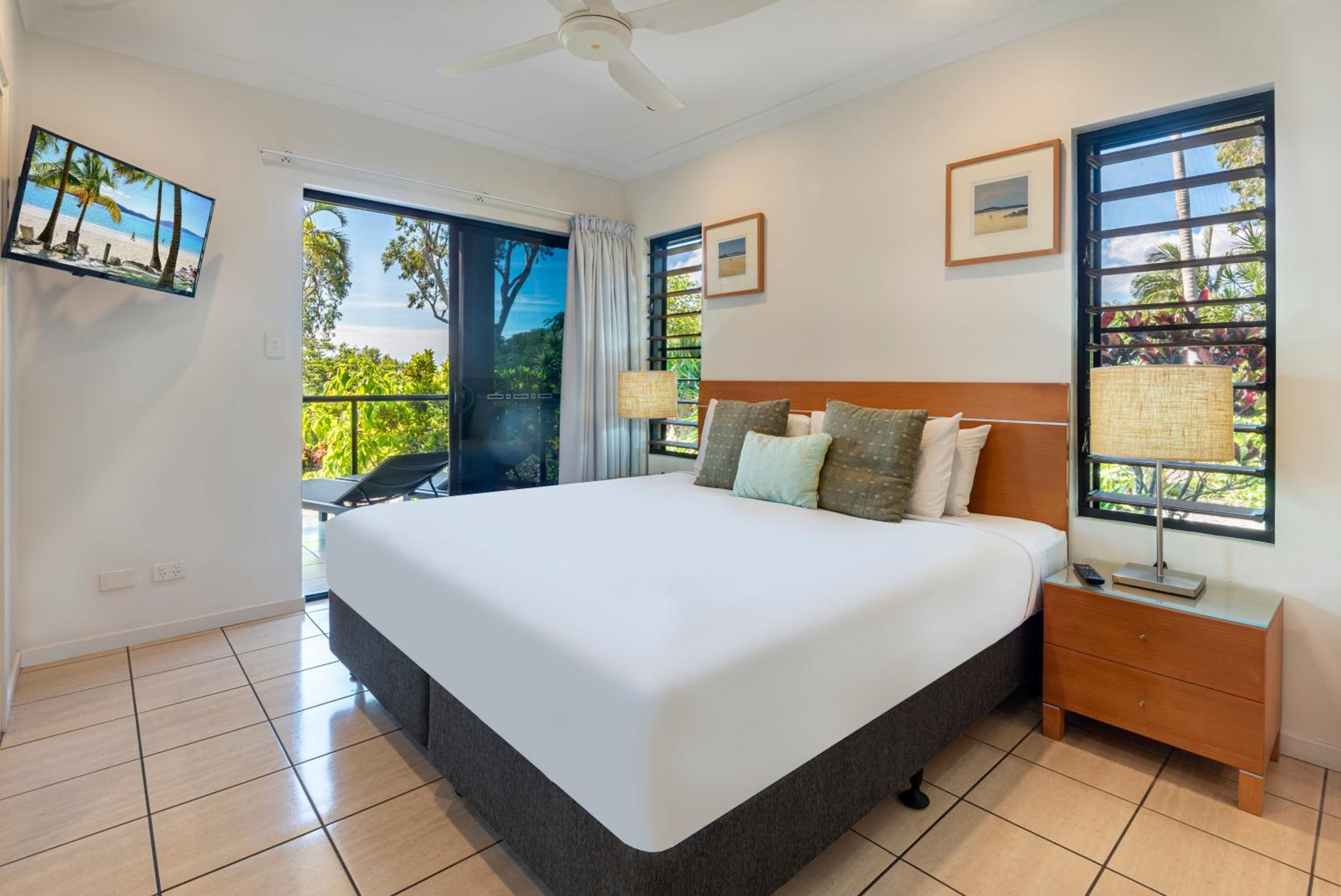 Anchorage Apartments on Hamilton Island by HIHA