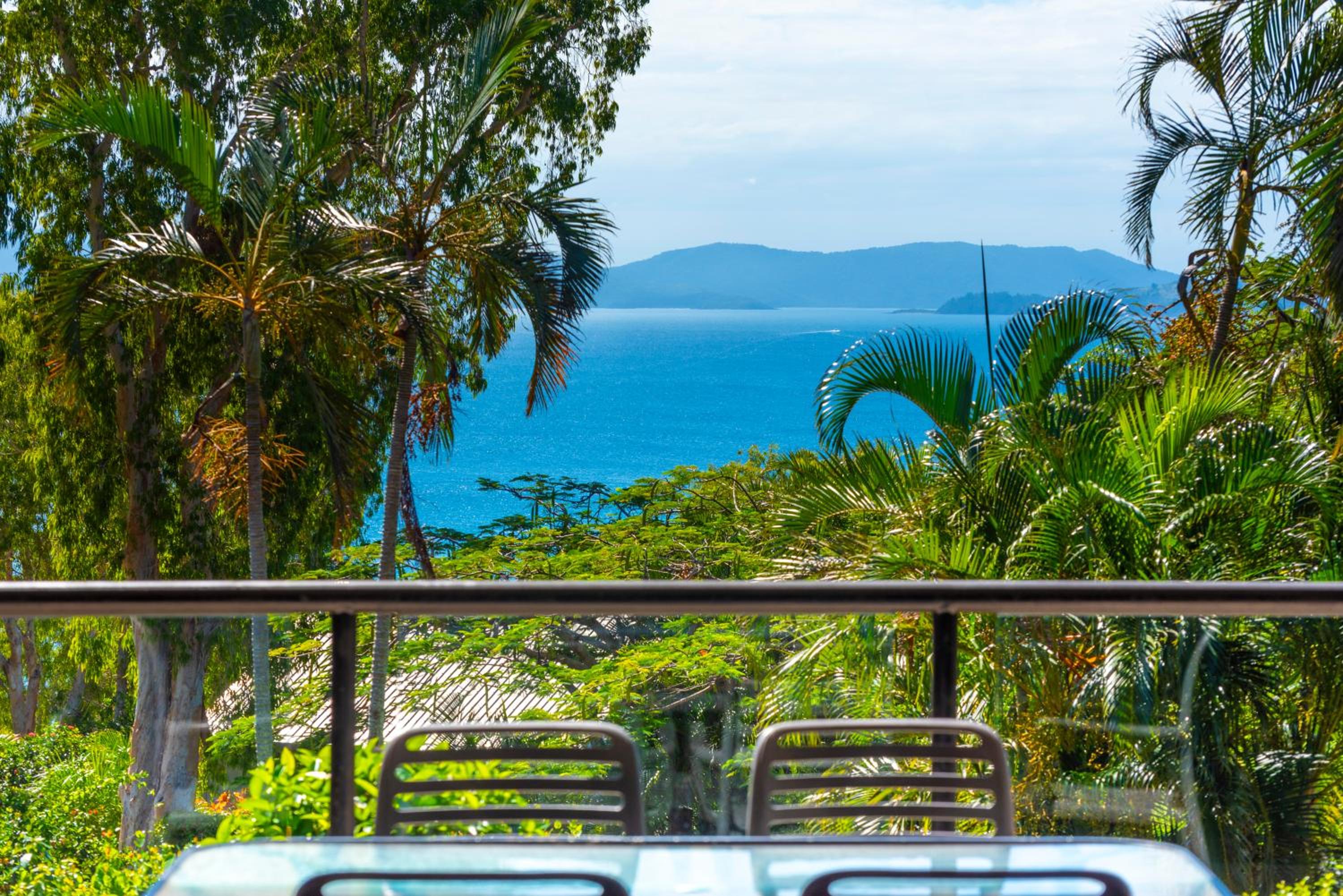 Anchorage Apartments on Hamilton Island by HIHA