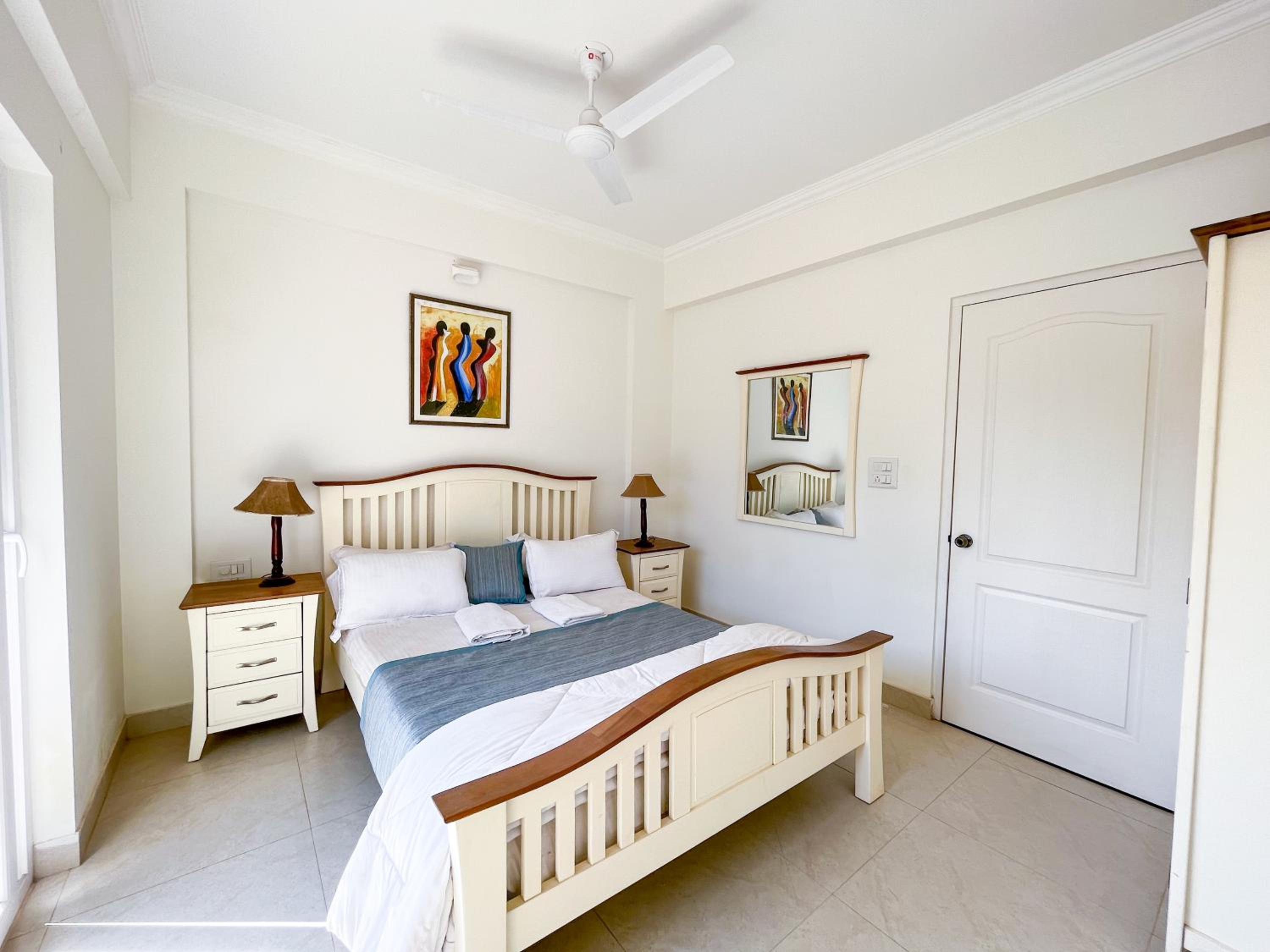 B&F Meadows - Your Premier Apartment Hotel view 3