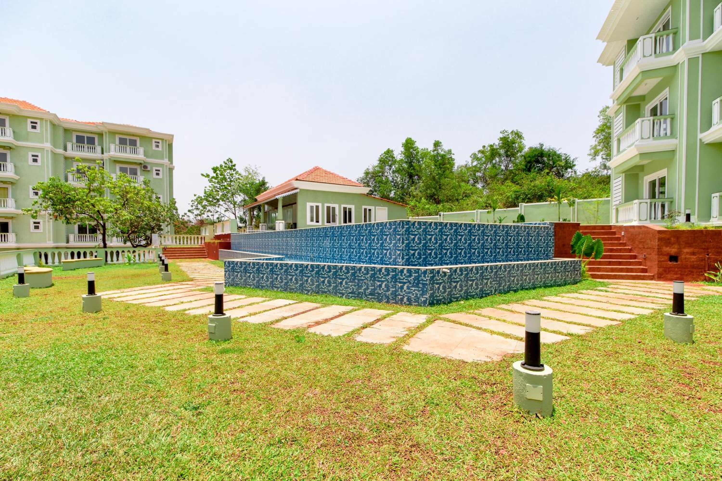 B&F Meadows - Your Premier Apartment Hotel view 4