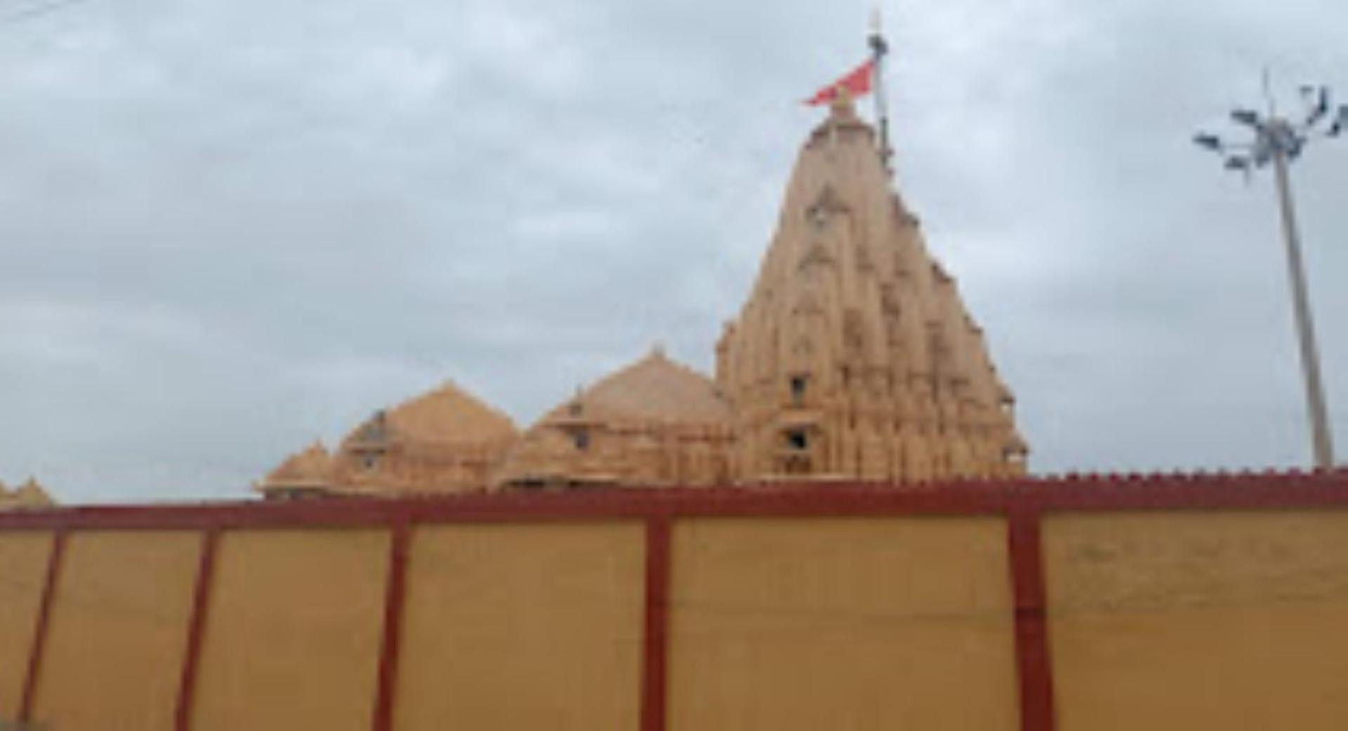 Hotel Riverfront , Prabhas Patan