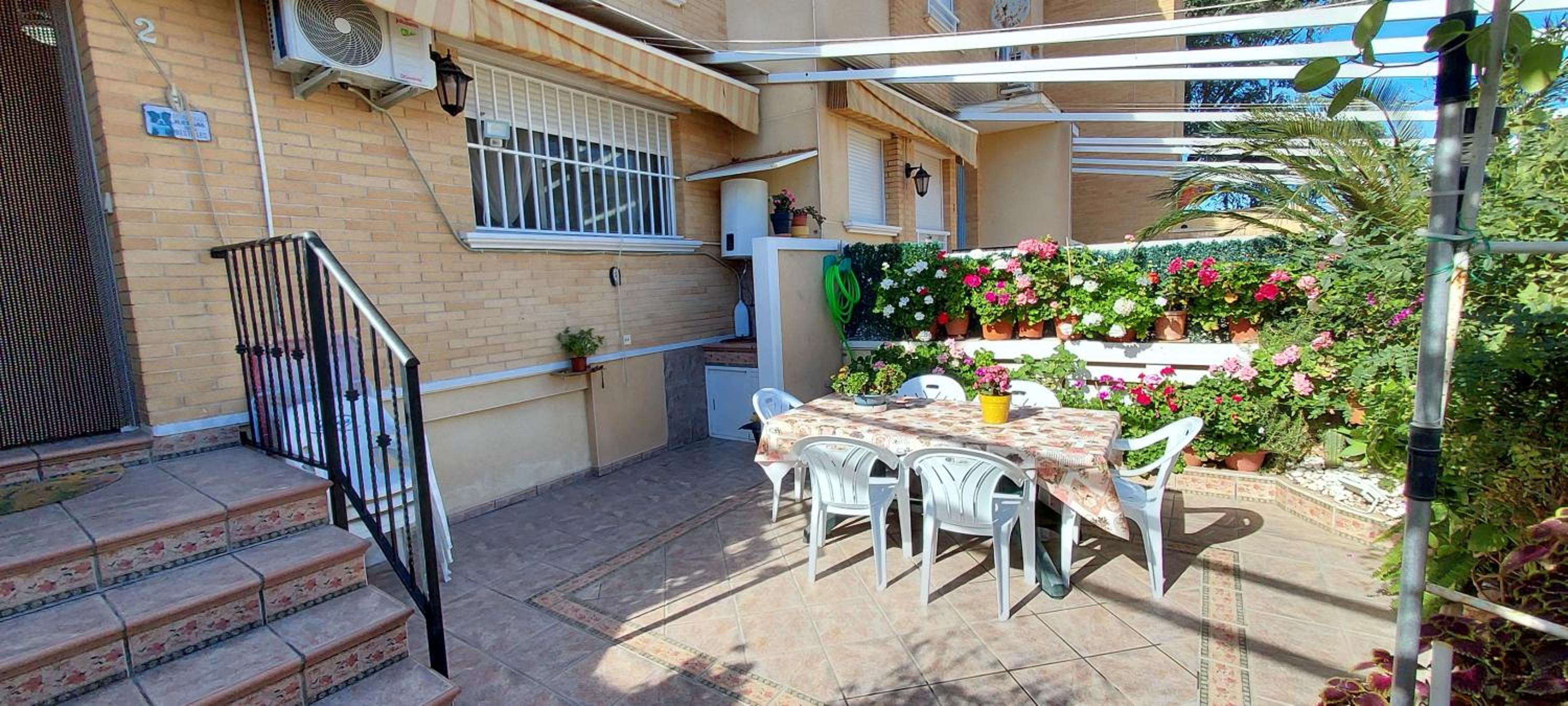 Villa Adelina en Santa Pola