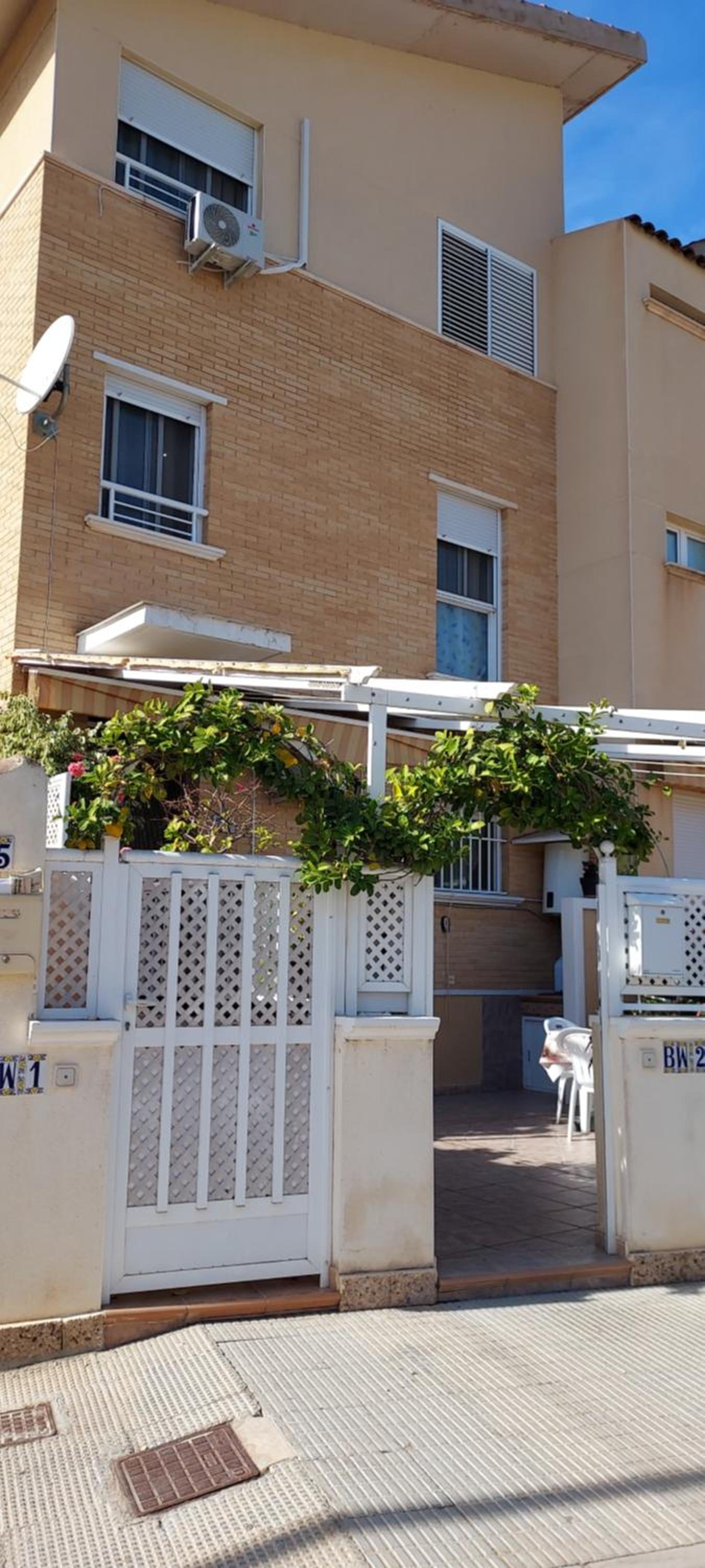Villa Adelina en Santa Pola