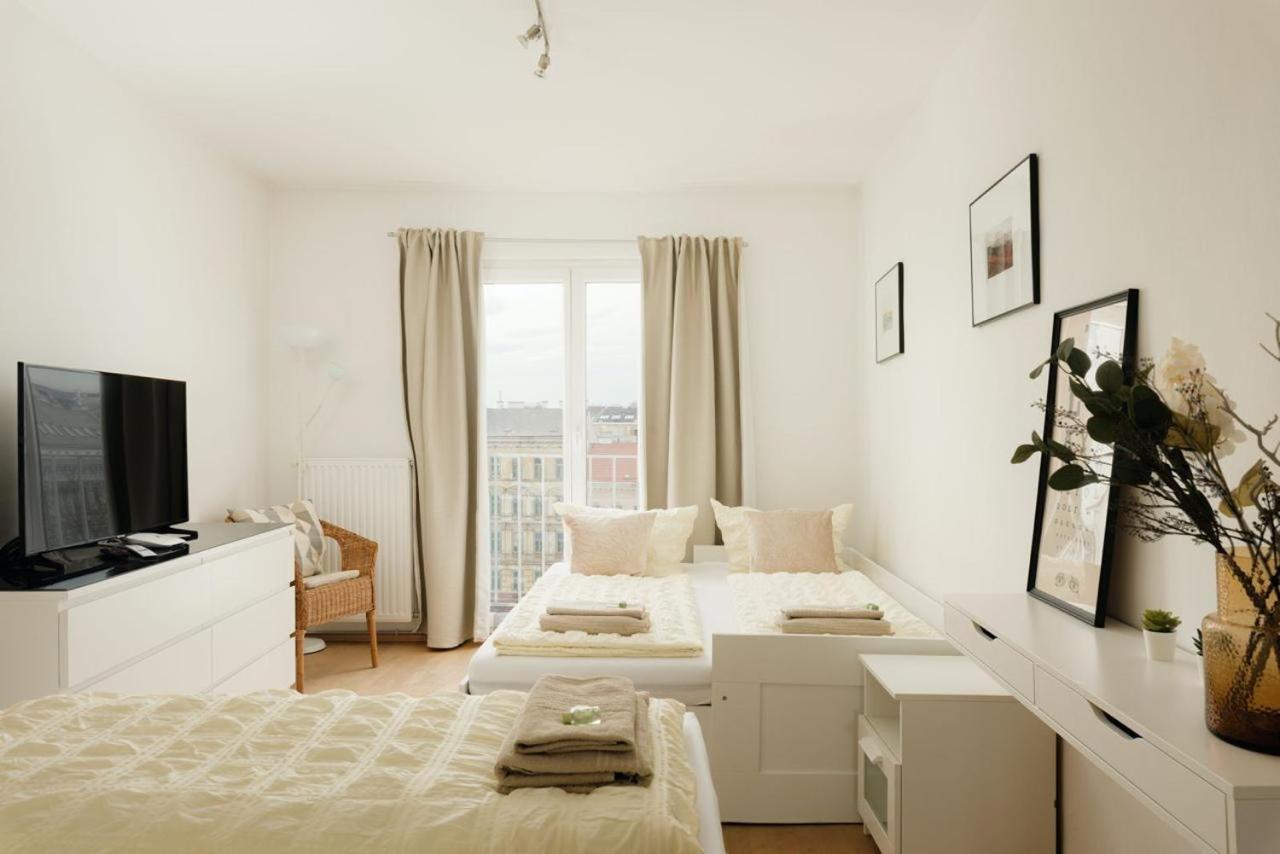 Apartment ZENTRAL direkt an U-BAHN STATION