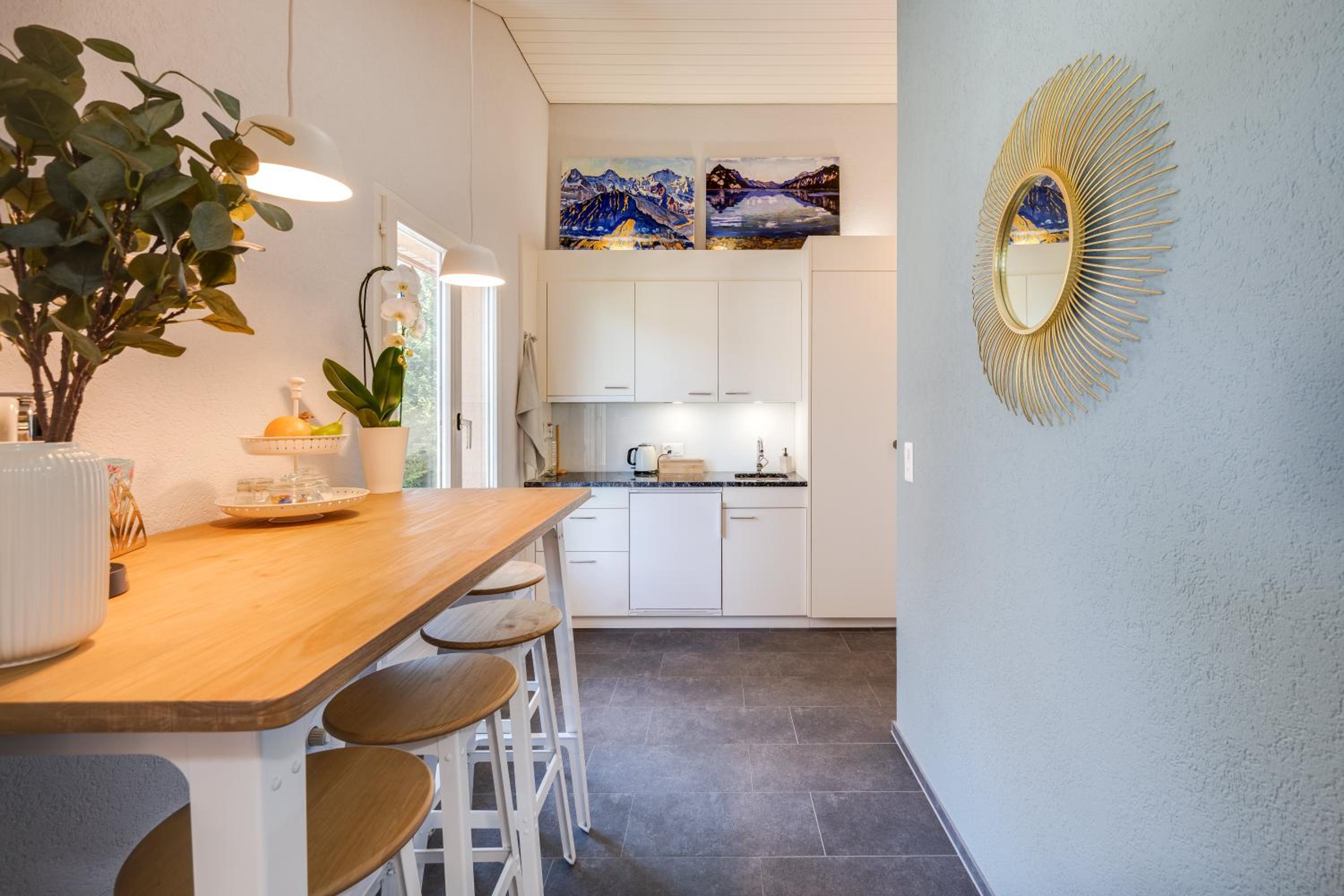 Bijou du Lac - mit Pool und Privatstrand