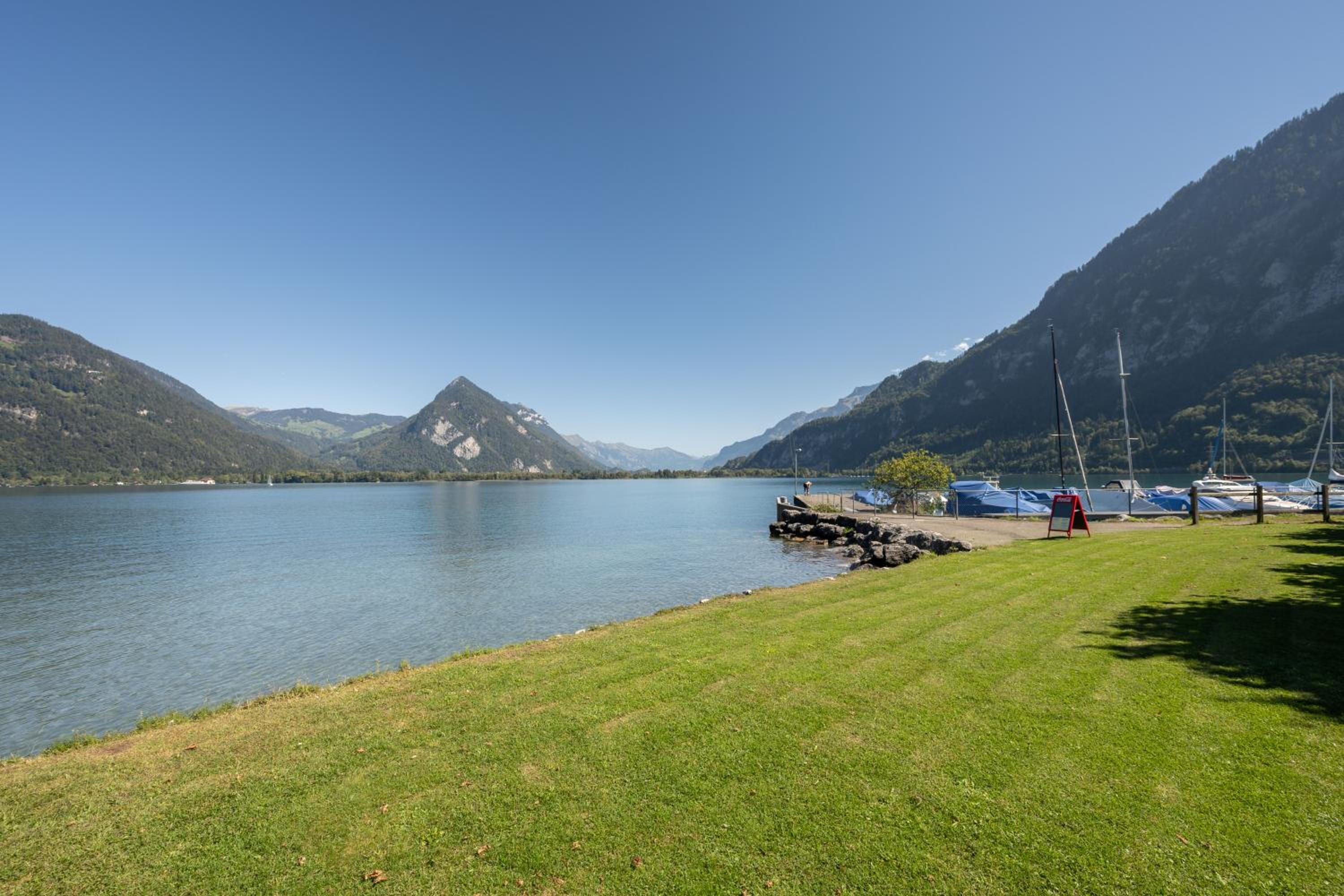 Bijou du Lac - mit Pool und Privatstrand