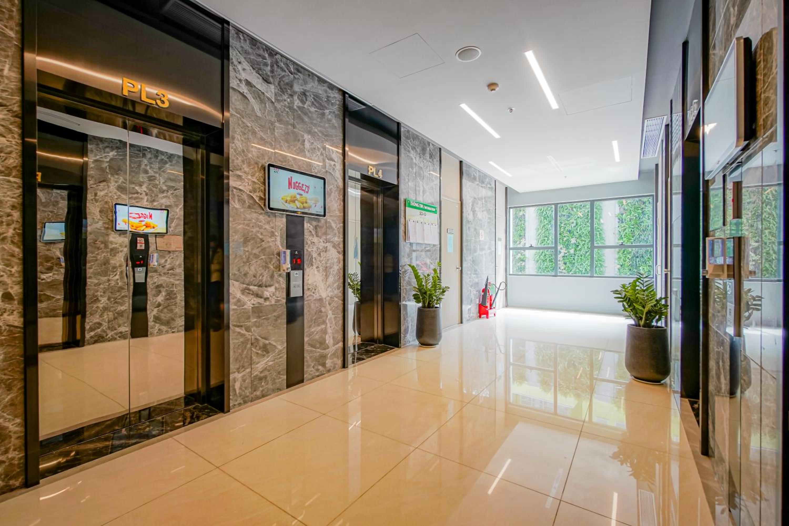 PROStay SOHO Residence Near Bui Vien Walking Street - Central HCMc HAR 2