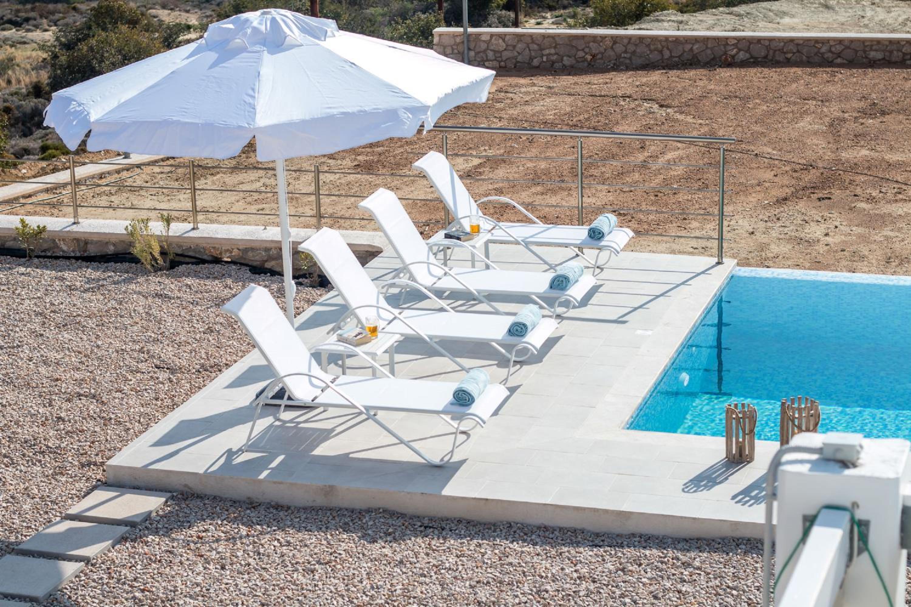 Francis & Gregorys Luxury Villas