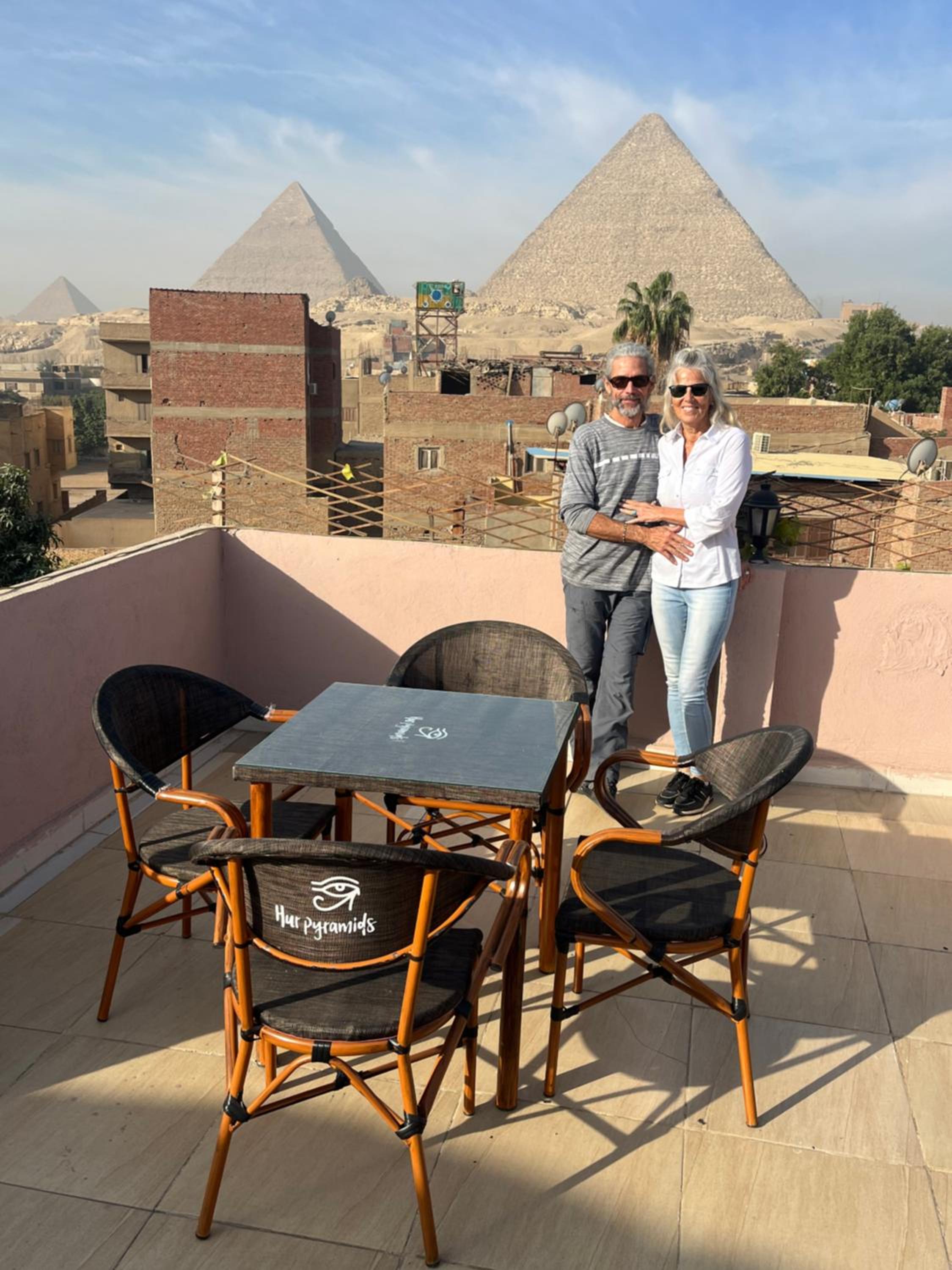 King hur pyramids inn