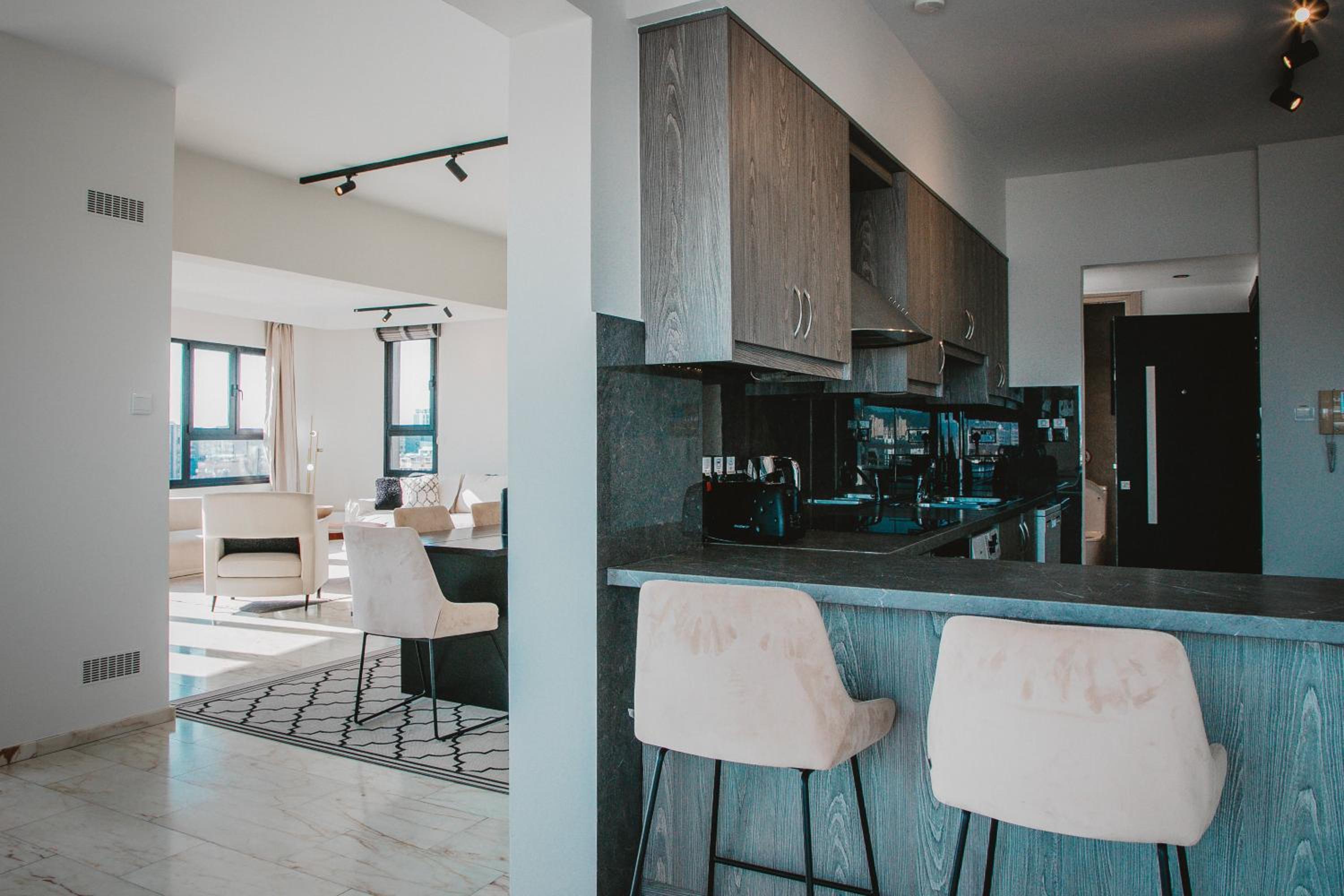 Phaedrus Living City Center Sky Penthouse