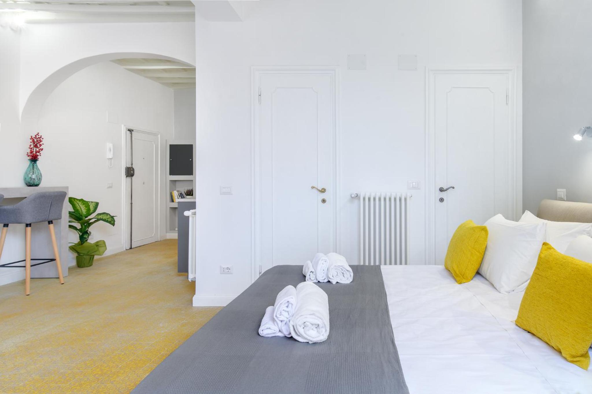 Monserrato Charme Apartment - Campo dei Fiori