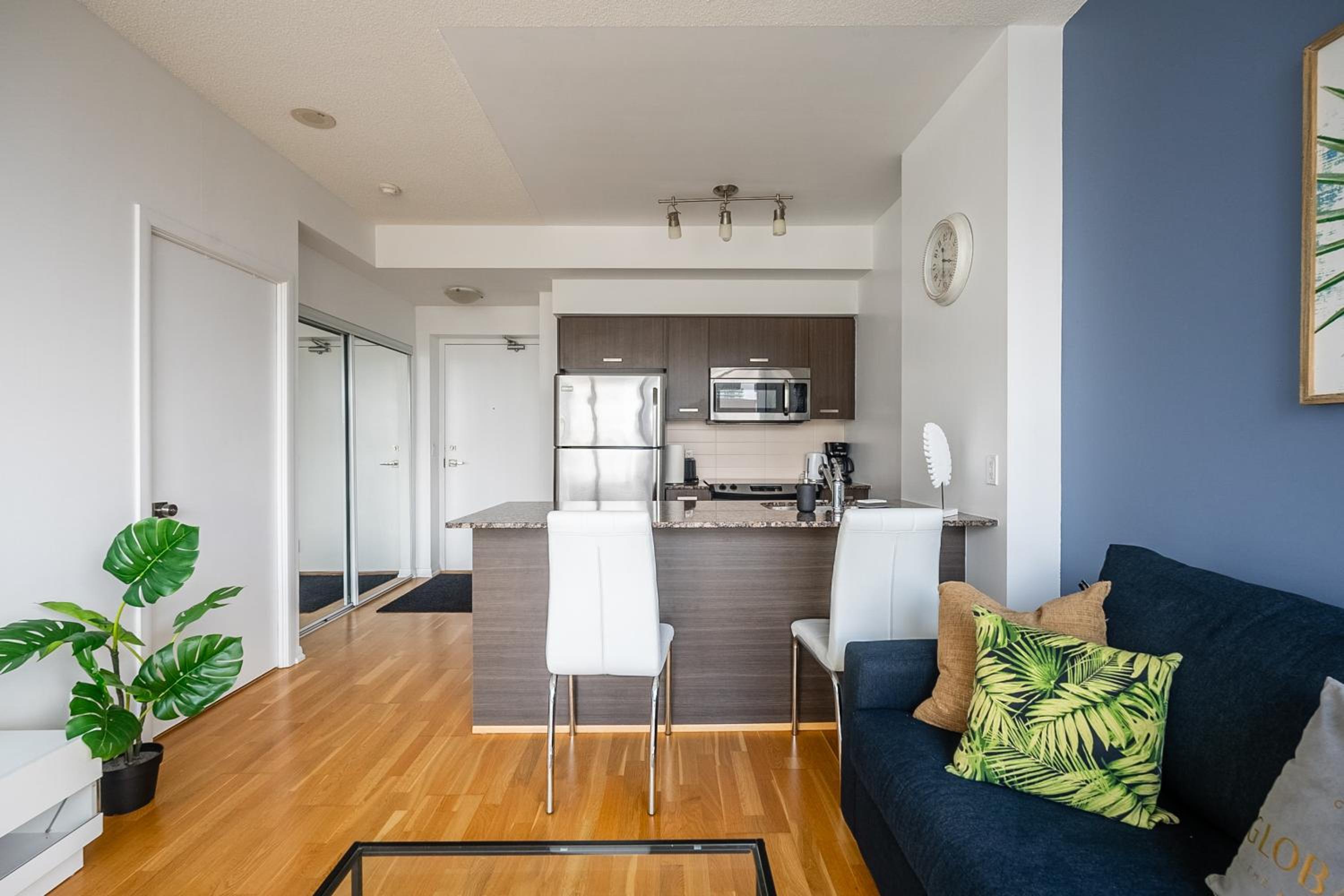 Globalstay. Burano Condos in Downtown Toronto