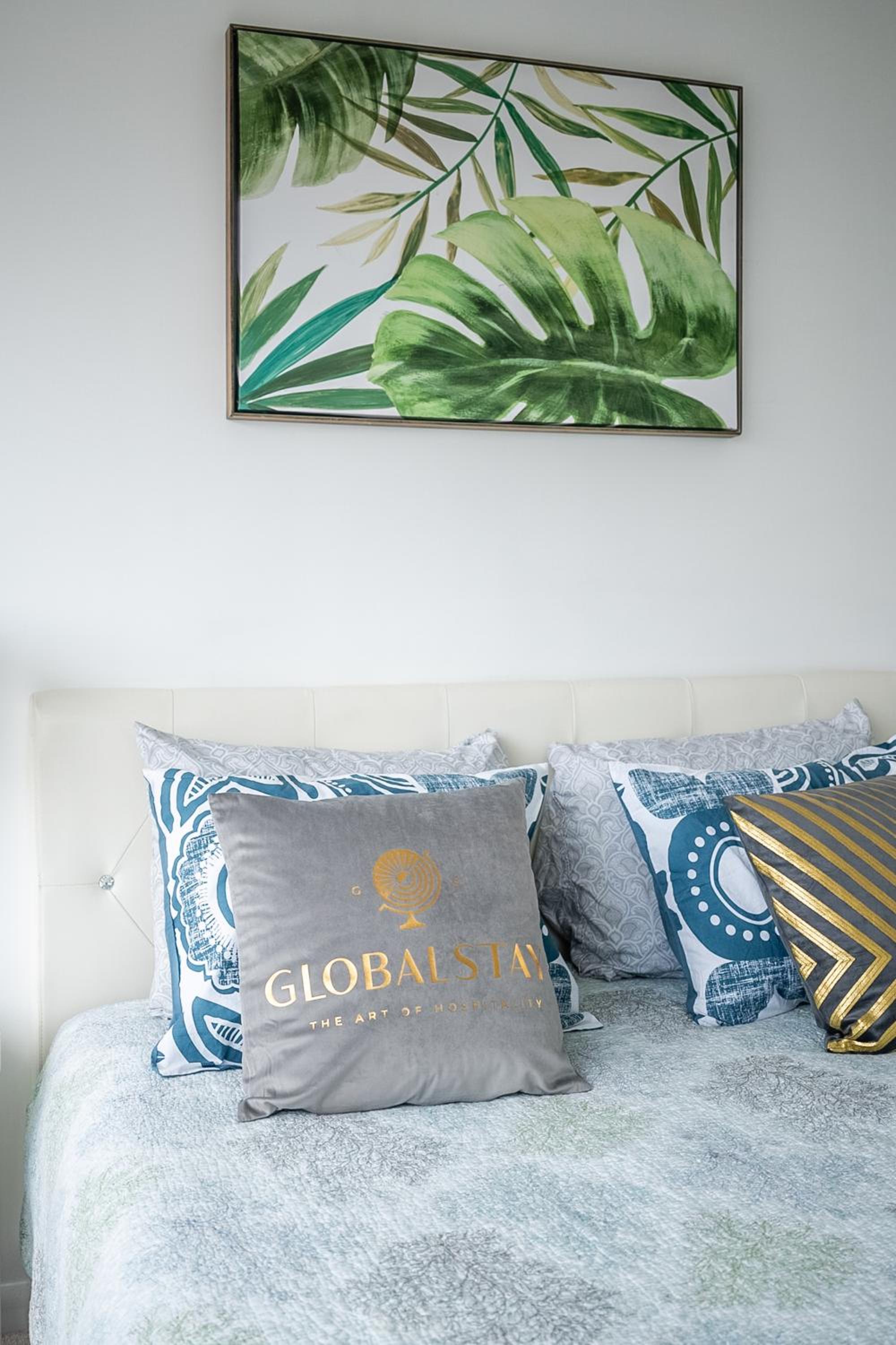 Globalstay. Burano Condos in Downtown Toronto