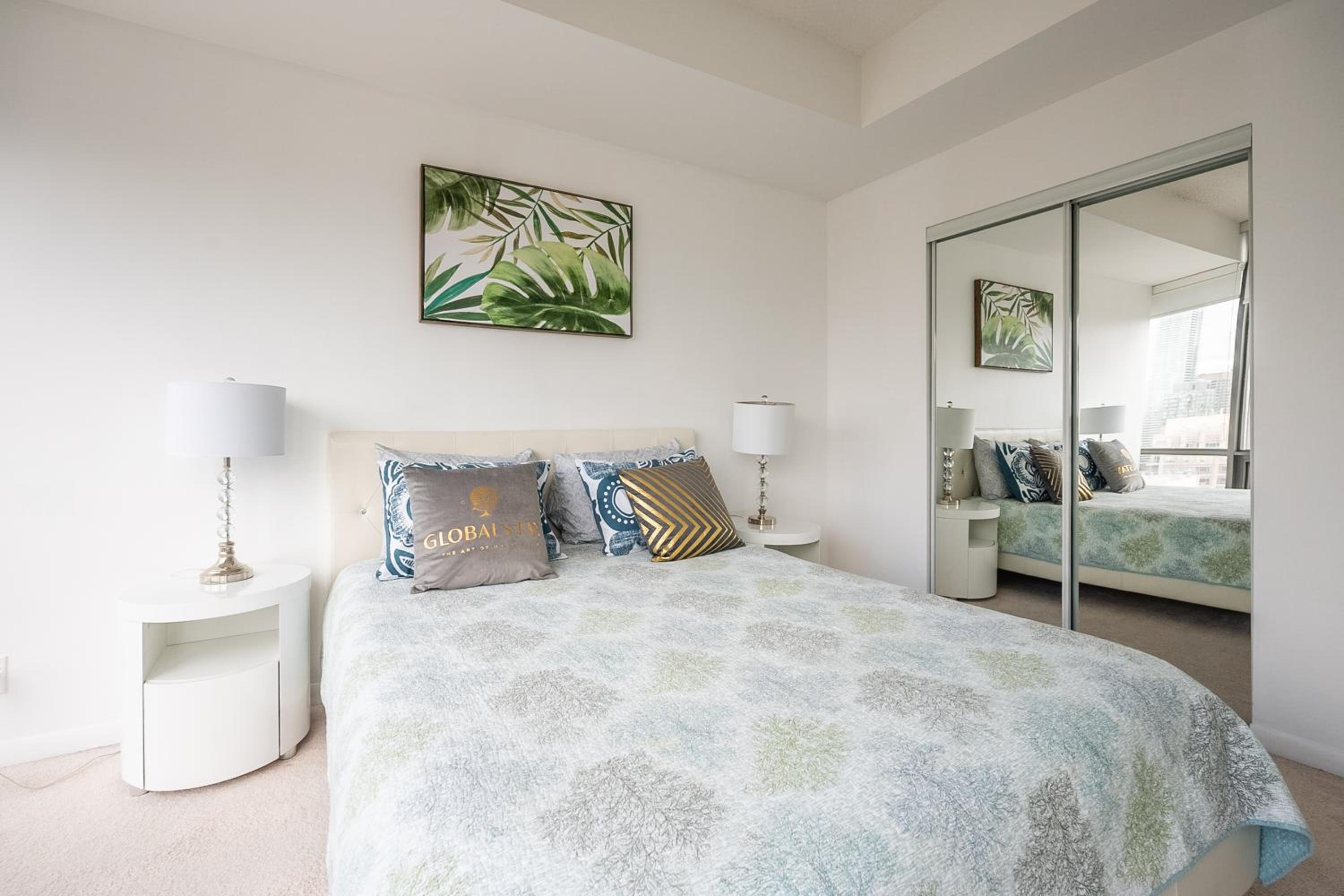 Globalstay. Burano Condos in Downtown Toronto
