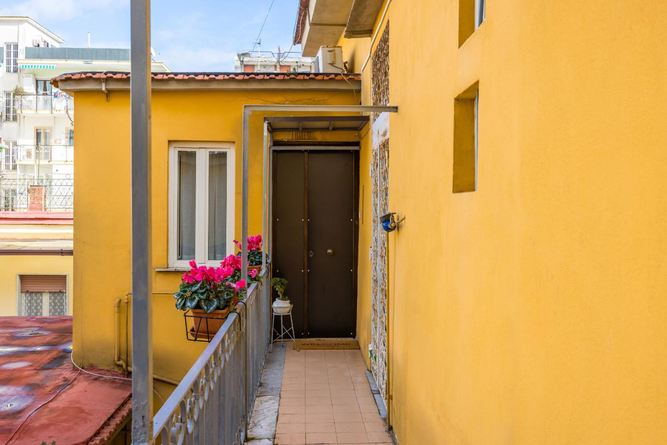 Vomero Duplex Apartment by Wonderful Italy