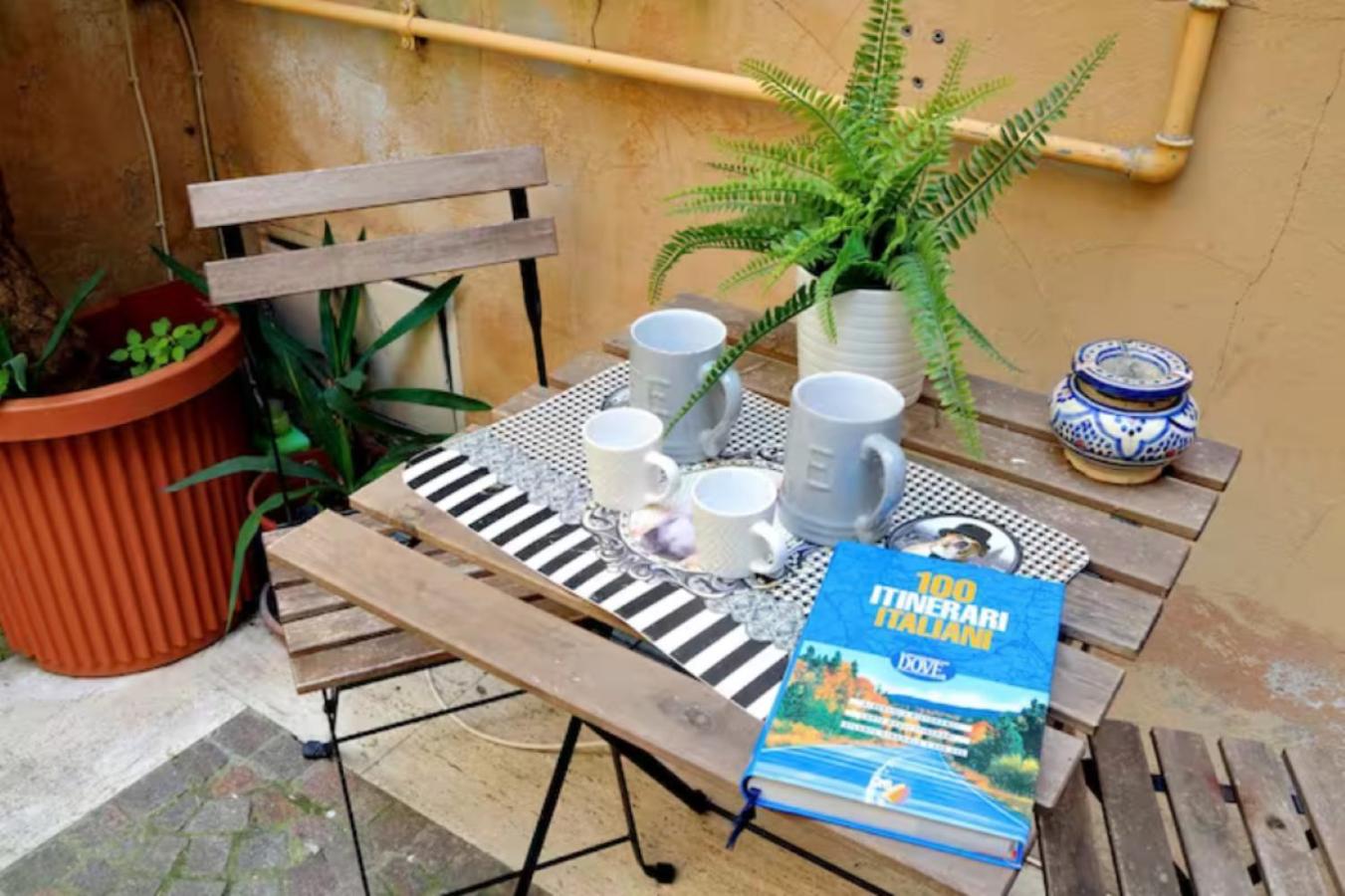 The Burgundy Nest Apartment Campo de' Fiori