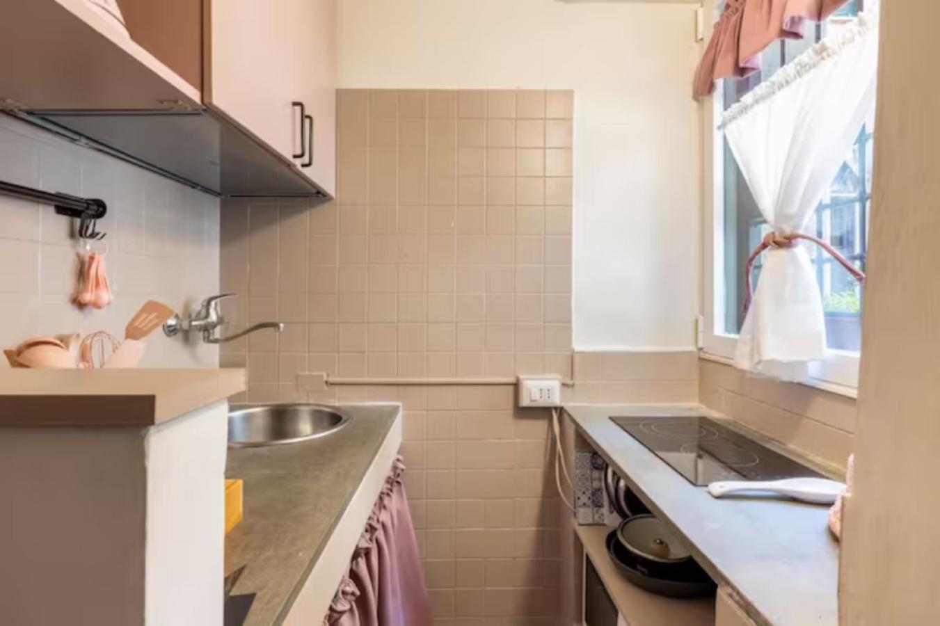 The Burgundy Nest Apartment Campo de' Fiori