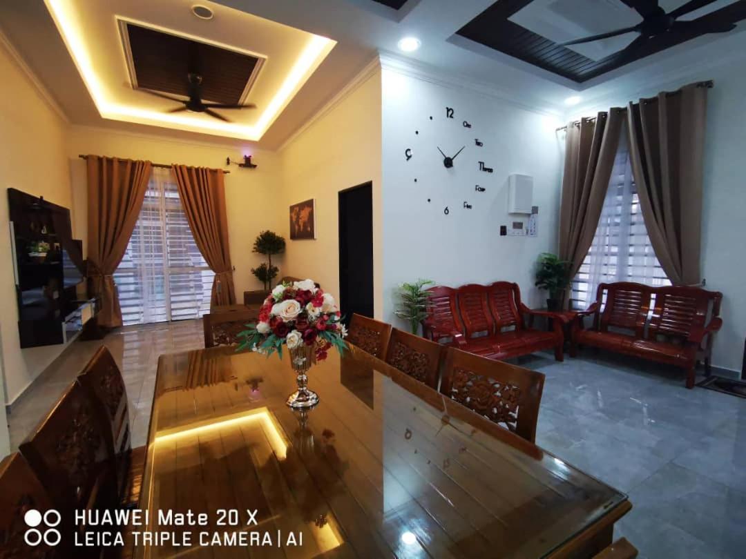 Double A Homestay TokJembal gong badak photo 1