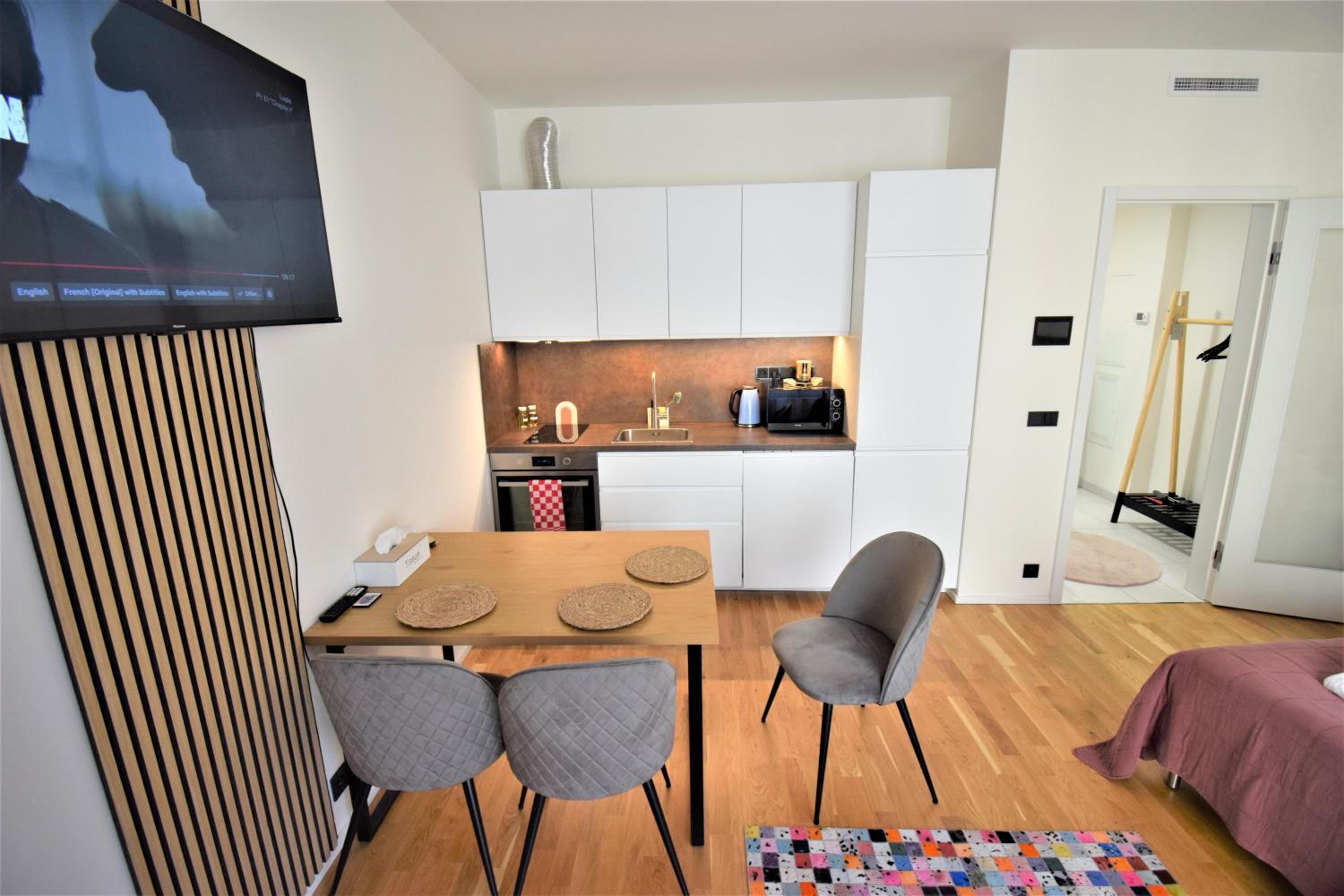 Jasminn Apartments