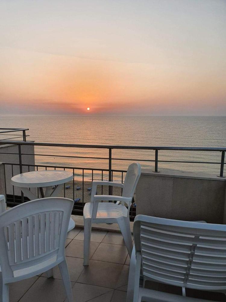Apartment with Sea View in Obzor Beach