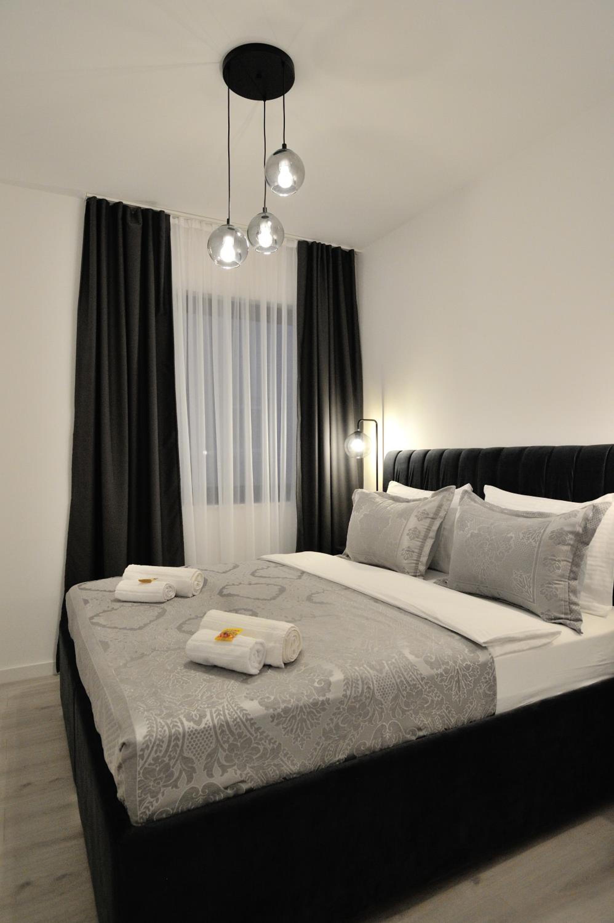 Solaris Apartments - free parking