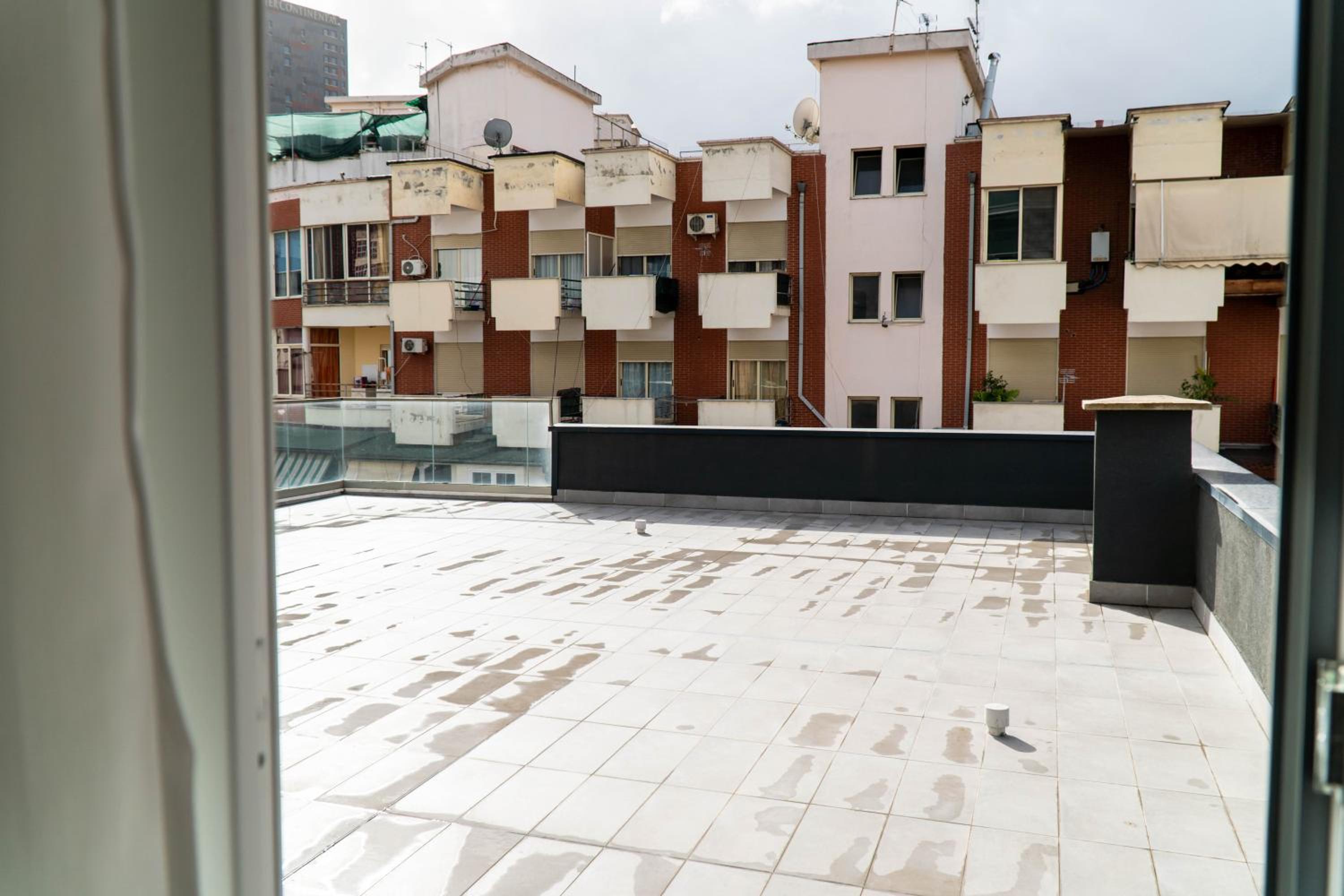 Signature apartment 9