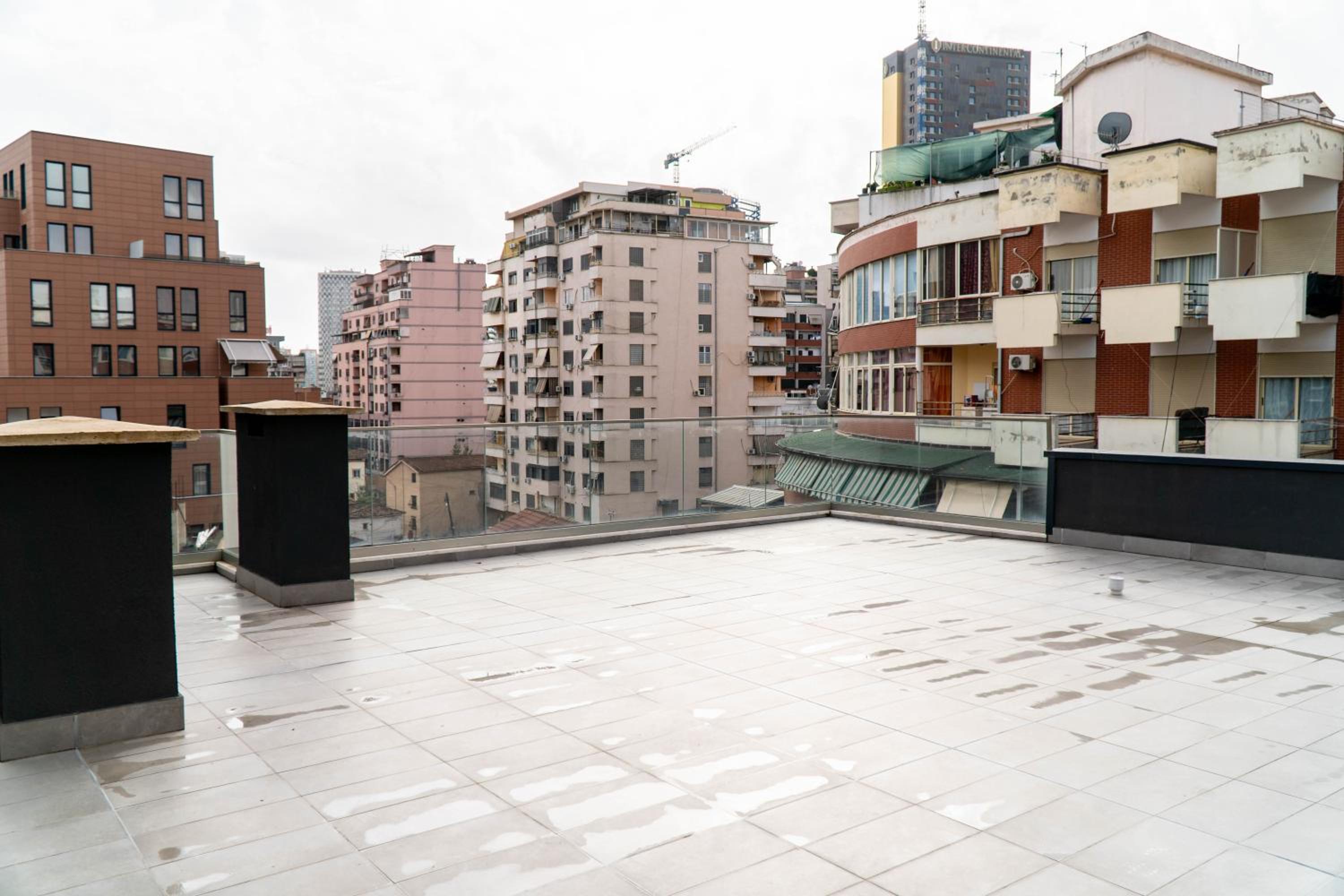 Signature apartment 9